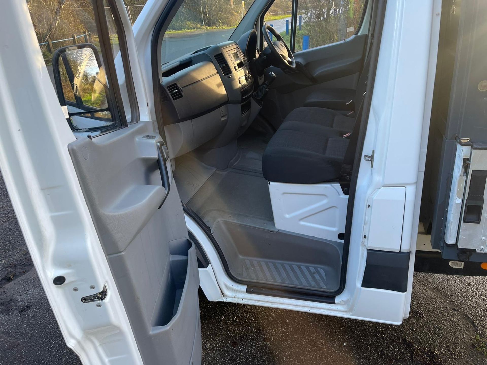 2016 MERCEDES-BENZ SPRINTER 313 CDI WHITE CHASSIS CAB *NO VAT* - Image 17 of 18