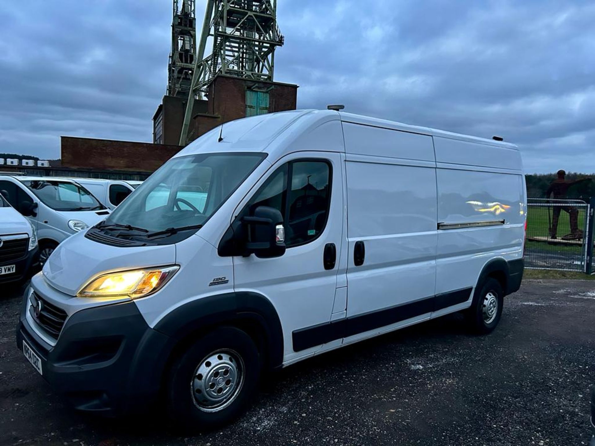 2015/64 REG FIAT DUCATO 35 MAXI MULTIJET 2.3 DIESEL WHITE PANEL VAN, SHOWING 1 FORMER KEEPER - Image 4 of 20