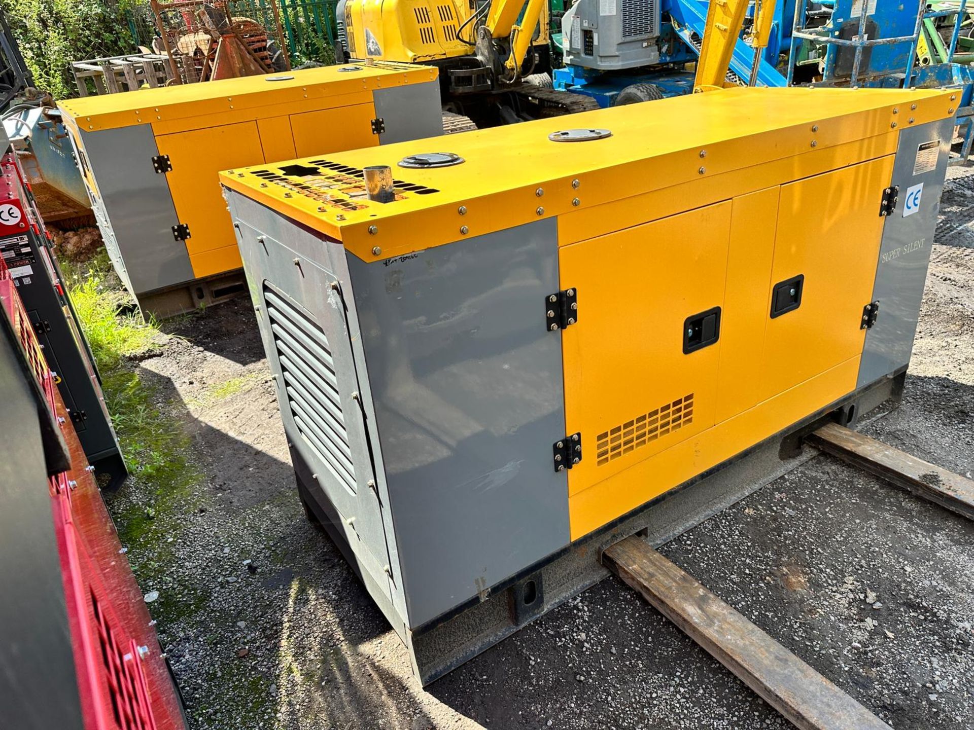 NEW/UNUSED KAWAKENKI 30KVA DIESEL SOUND PROOF GENERATOR *PLUS VAT* - Image 4 of 9