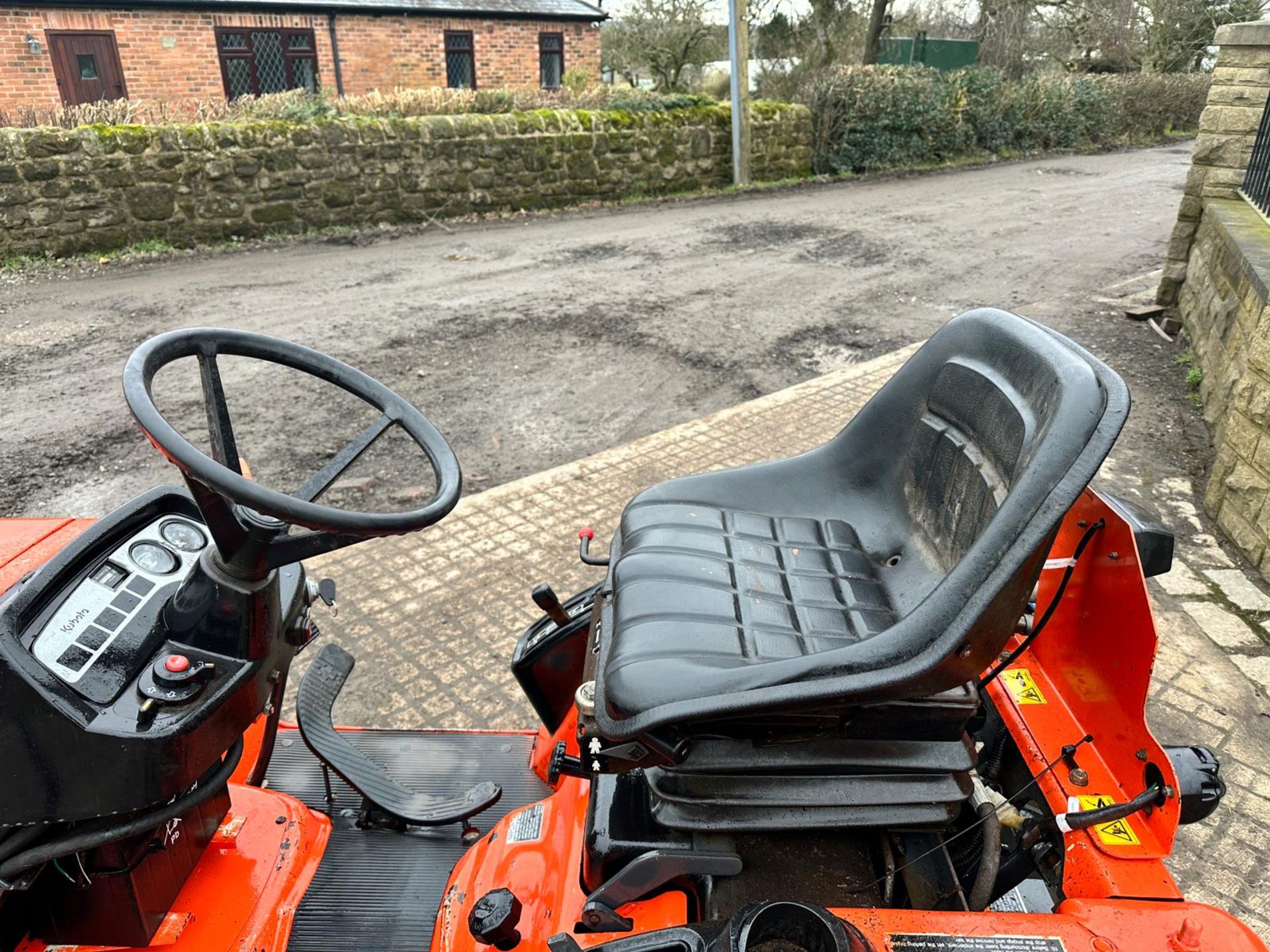 KUBOTA BX2200 22HP COMPACT TRACTOR *NO VAT* - Image 7 of 9