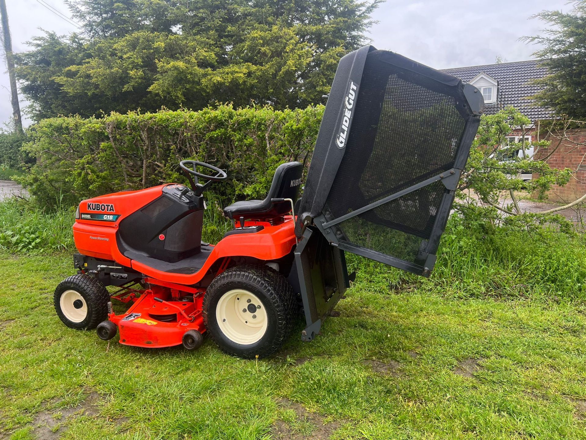 Kubota g18 ride on lawn mower (mint condition) *PLUS VAT* - Image 12 of 26