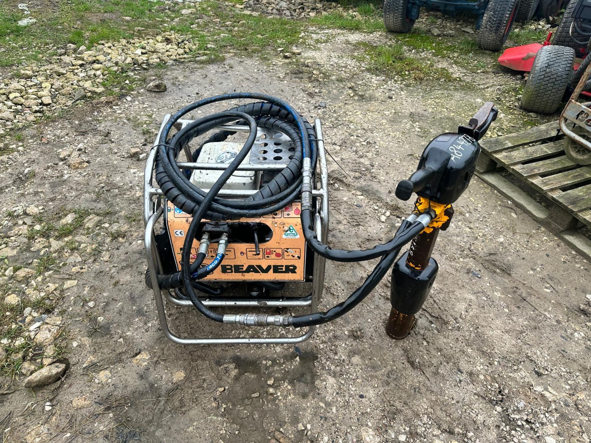 JCB BEAVER HYDRAULIC POWER PACK WITH HOSES AND BREAKER *NO VAT*