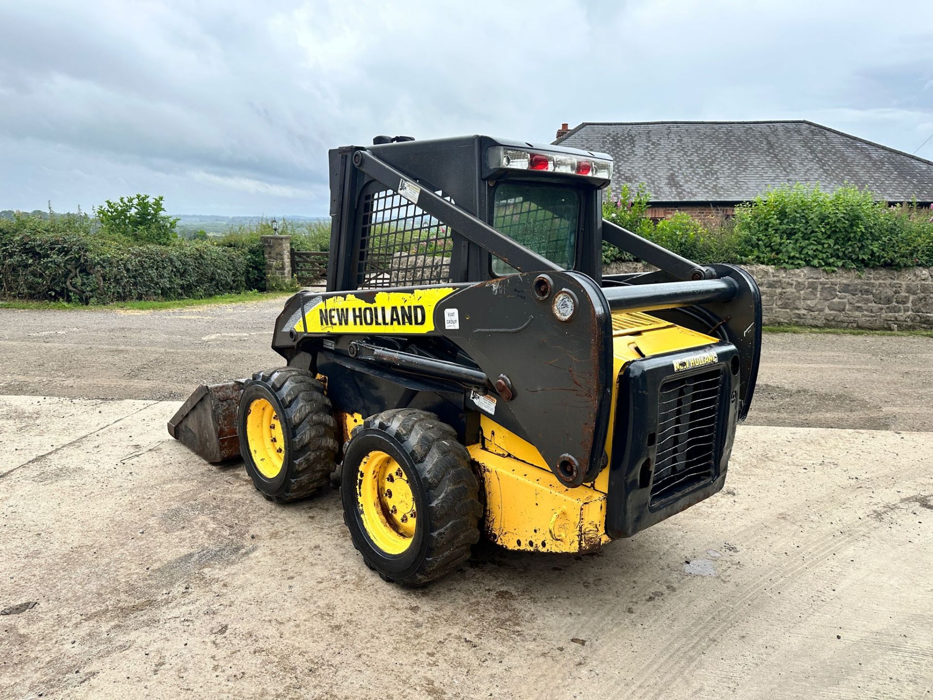 NEW HOLLAND L160 WHEELED SKIDSTEER LOADER *PLUS VAT* - Image 6 of 17