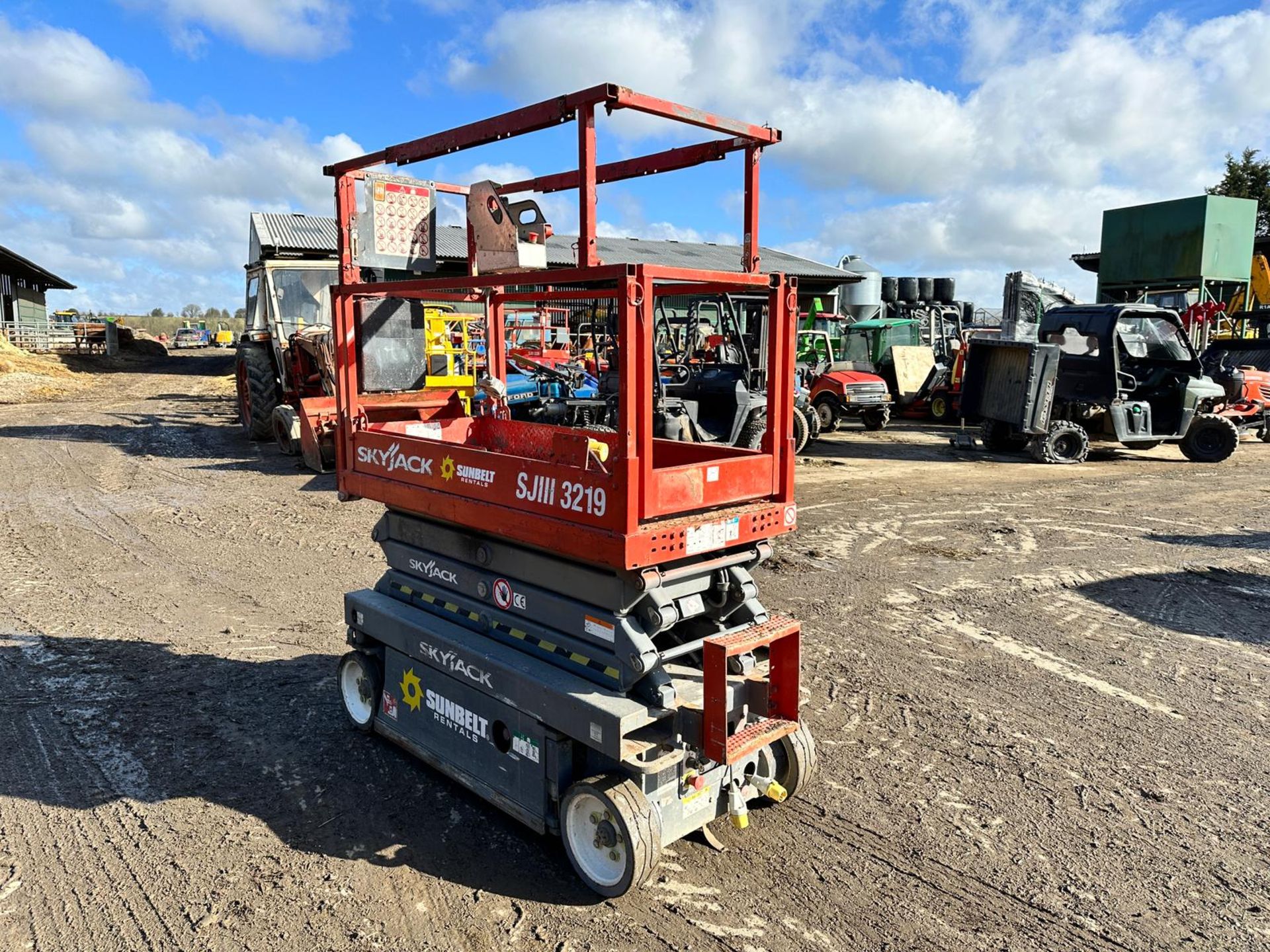 2015 Skyjack SJIII-3219 Scissor Lift *PLUS VAT* - Image 3 of 13