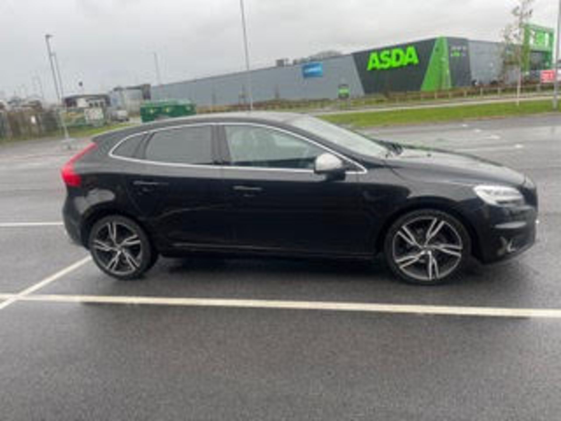 2016 VOLVO V40 R-DESIGN PRO D2 BLACK HATCHBACK *NO VAT*