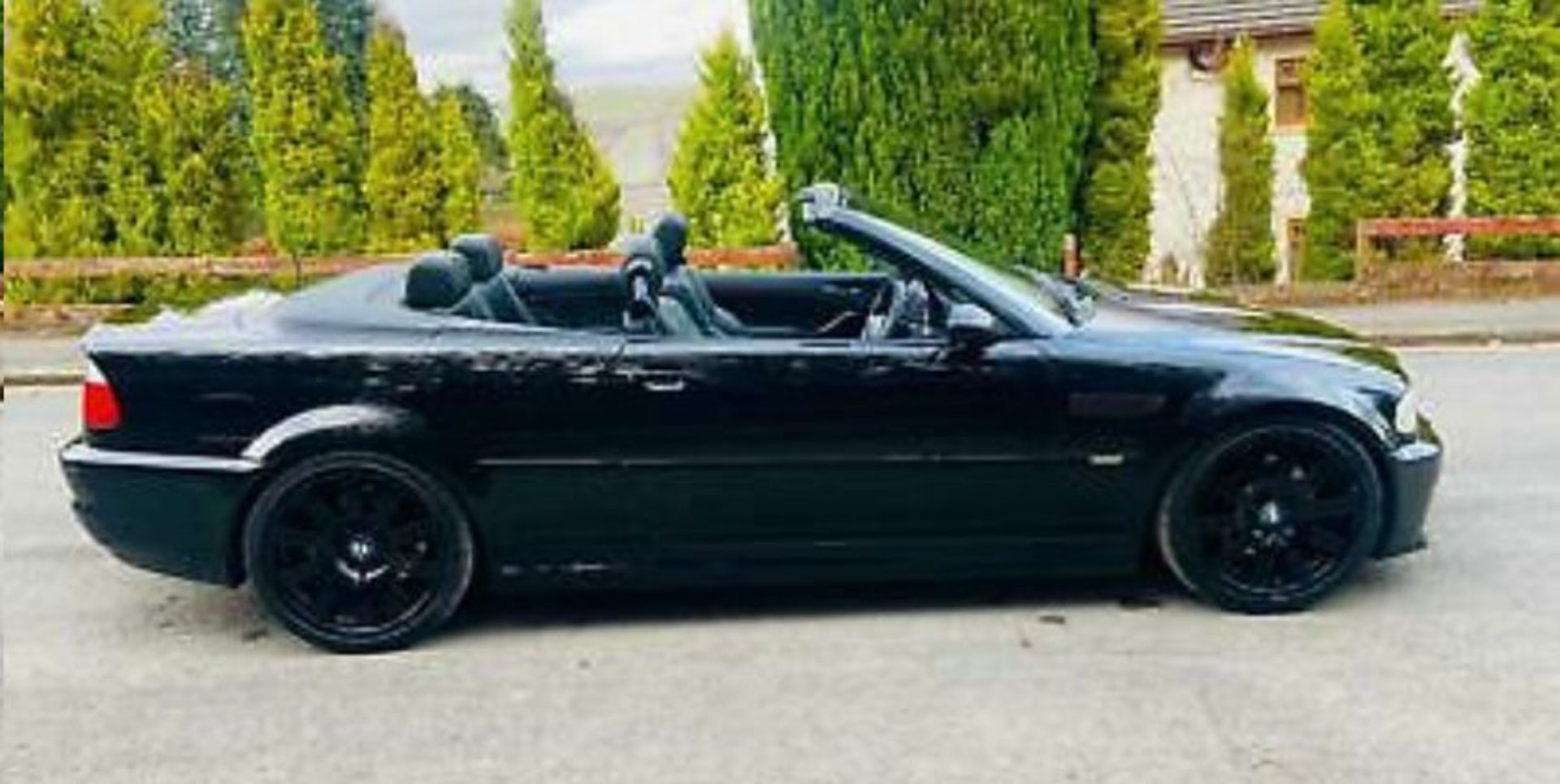 2002 BMW M3 E46 3.2 BLACK CONVERTIBLE *NO VAT* - Image 3 of 5