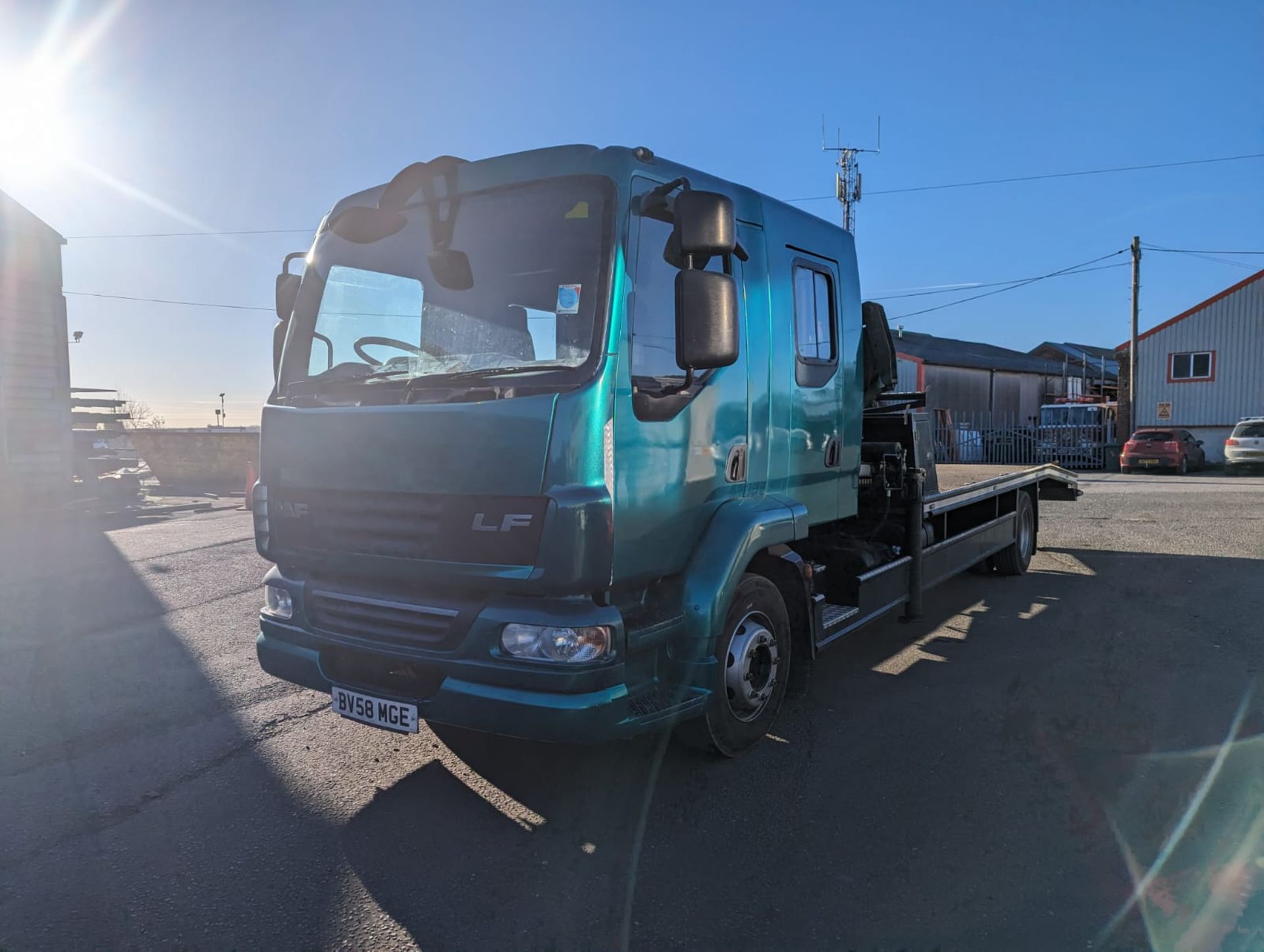 2008/58 REG LEYLAND DAF TRUCKS FA LF55.220 13 E GREEN HGV WITH HIAB 071 CRANE *NO VAT* - Image 3 of 23