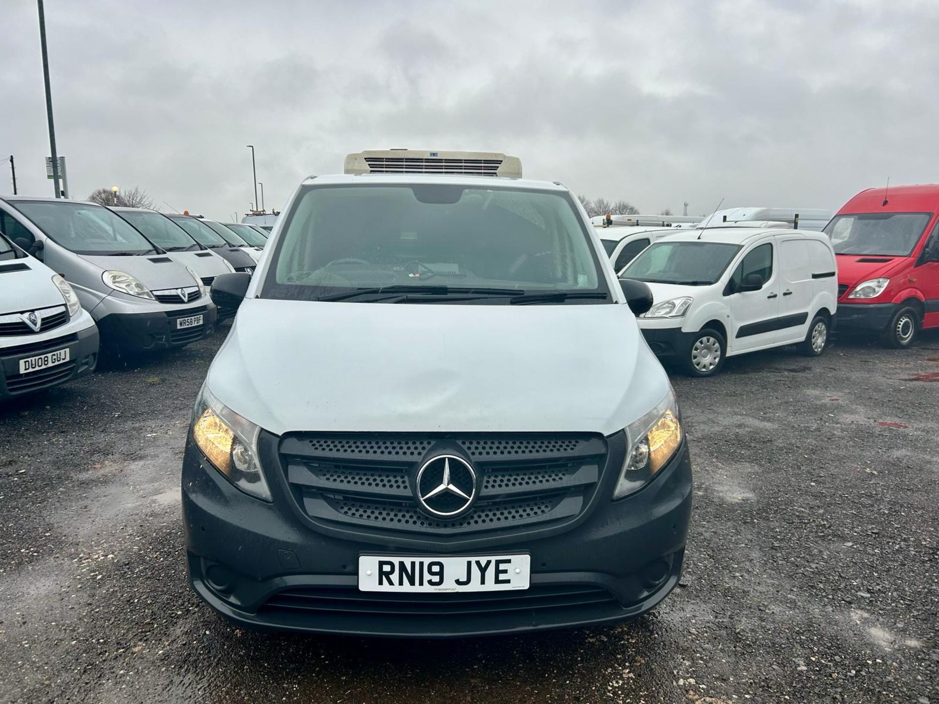 2019 MERCEDES-BENZ VITO 114 PURE CDI WHITE PANEL VAN *NO VAT* - Image 2 of 15