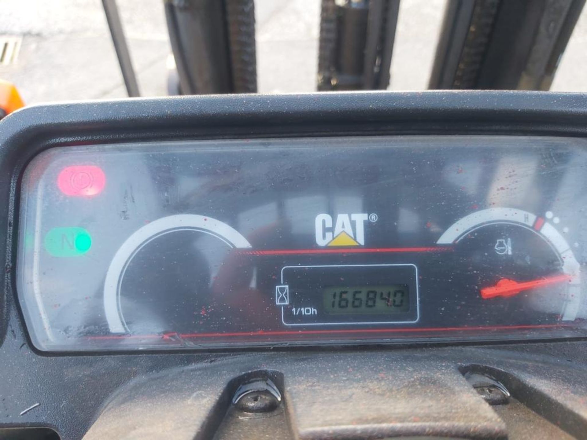 2500ton Cat Forklift *NO VAT* - Image 9 of 13