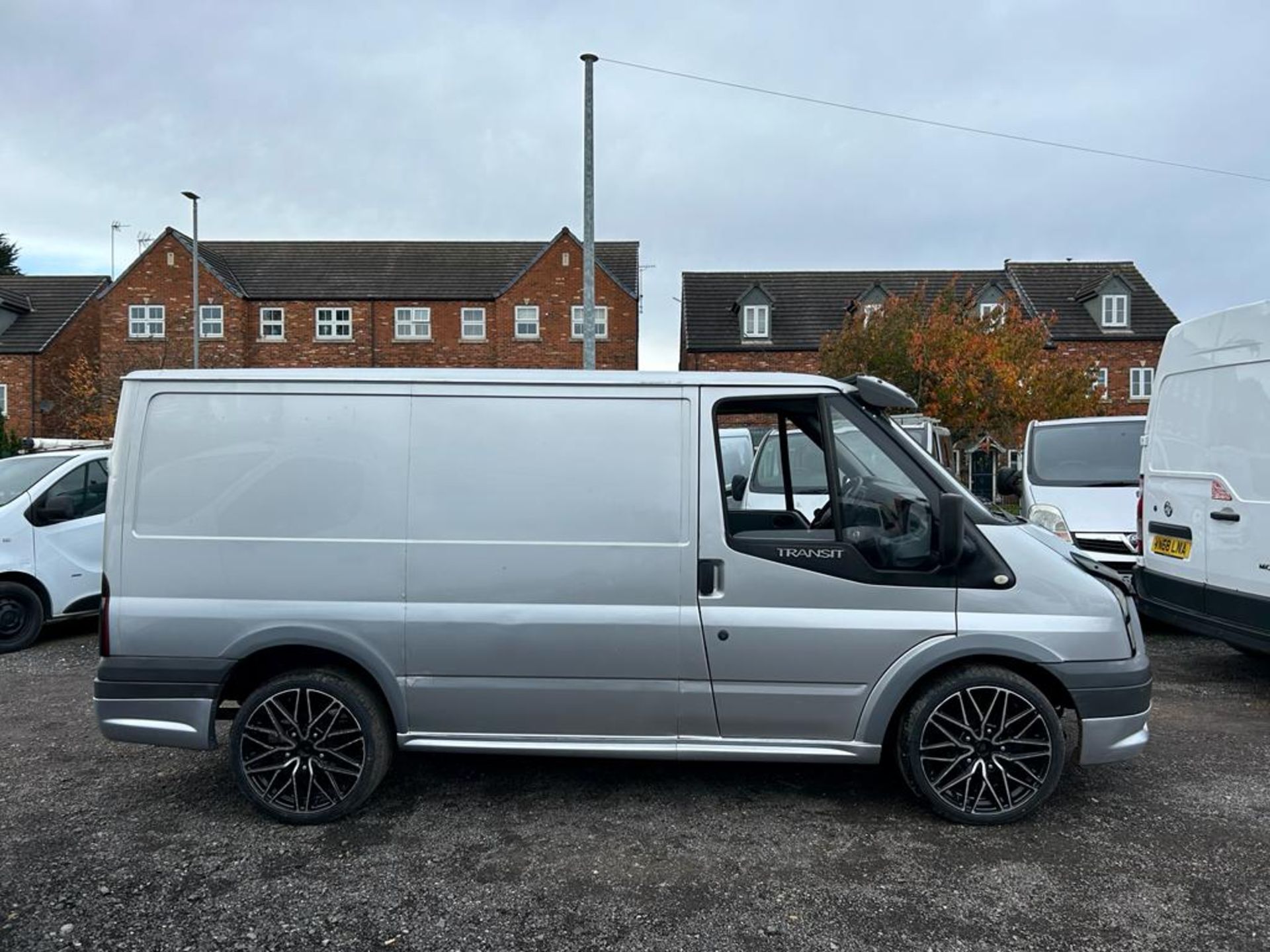 2007 FORD TRANSIT 85 T260S FWD SILVER PANEL VAN *NO VAT* - Image 6 of 11