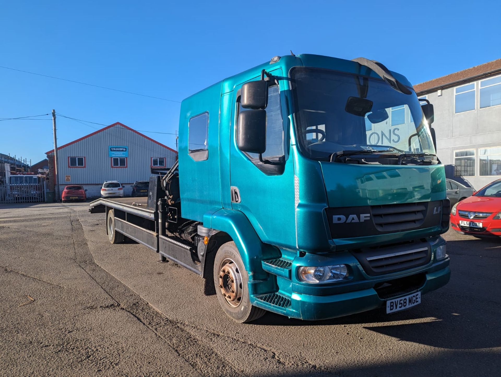 2008/58 REG LEYLAND DAF TRUCKS FA LF55.220 13 E GREEN HGV WITH HIAB 071 CRANE *NO VAT*