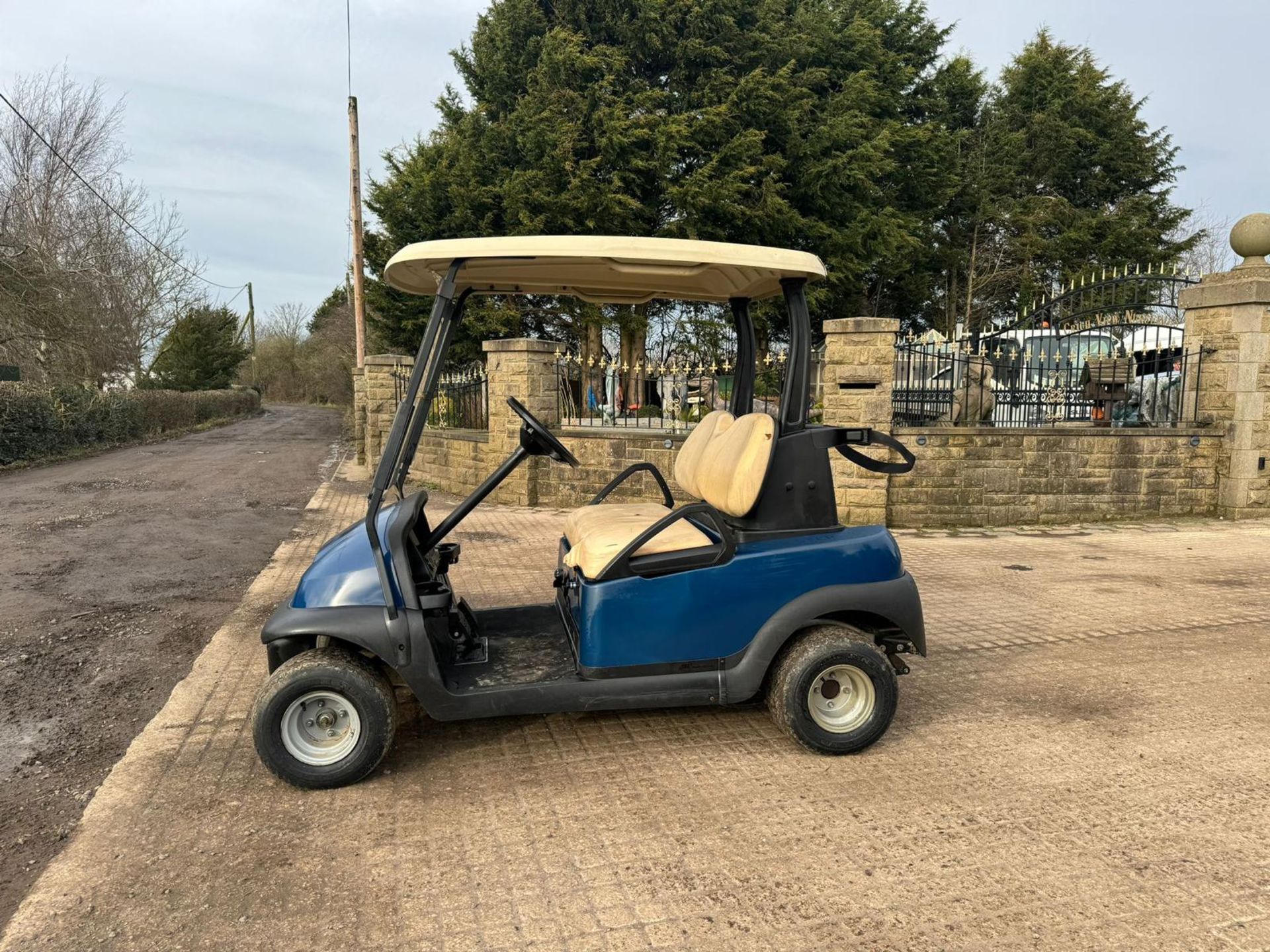 CLUBCAR PETROL GOLF CART BUGGY *PLUS VAT*