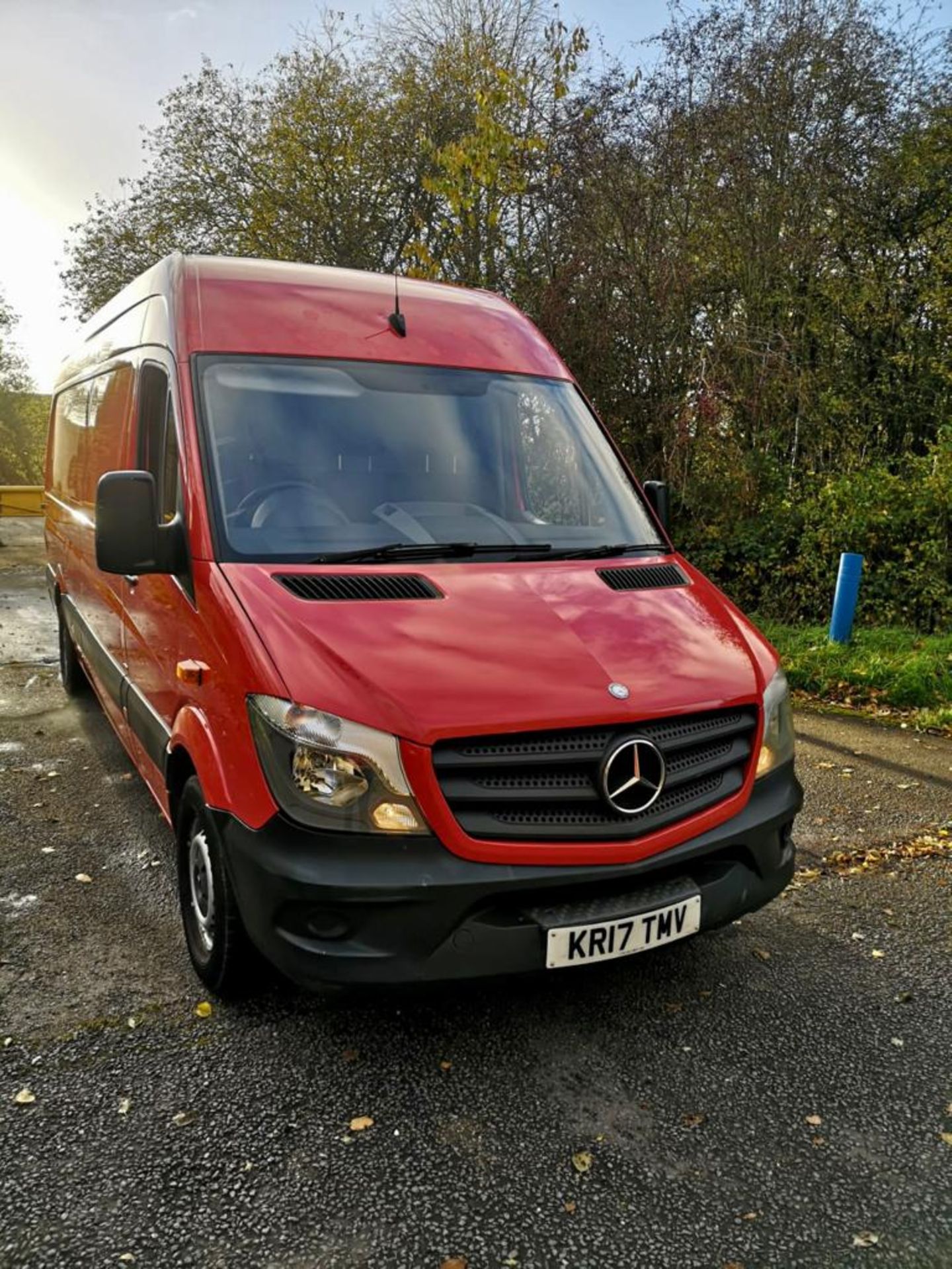 2017 MERCEDES-BENZ SPRINTER 311CDI RED PANEL VAN *NO VAT* - Image 2 of 11