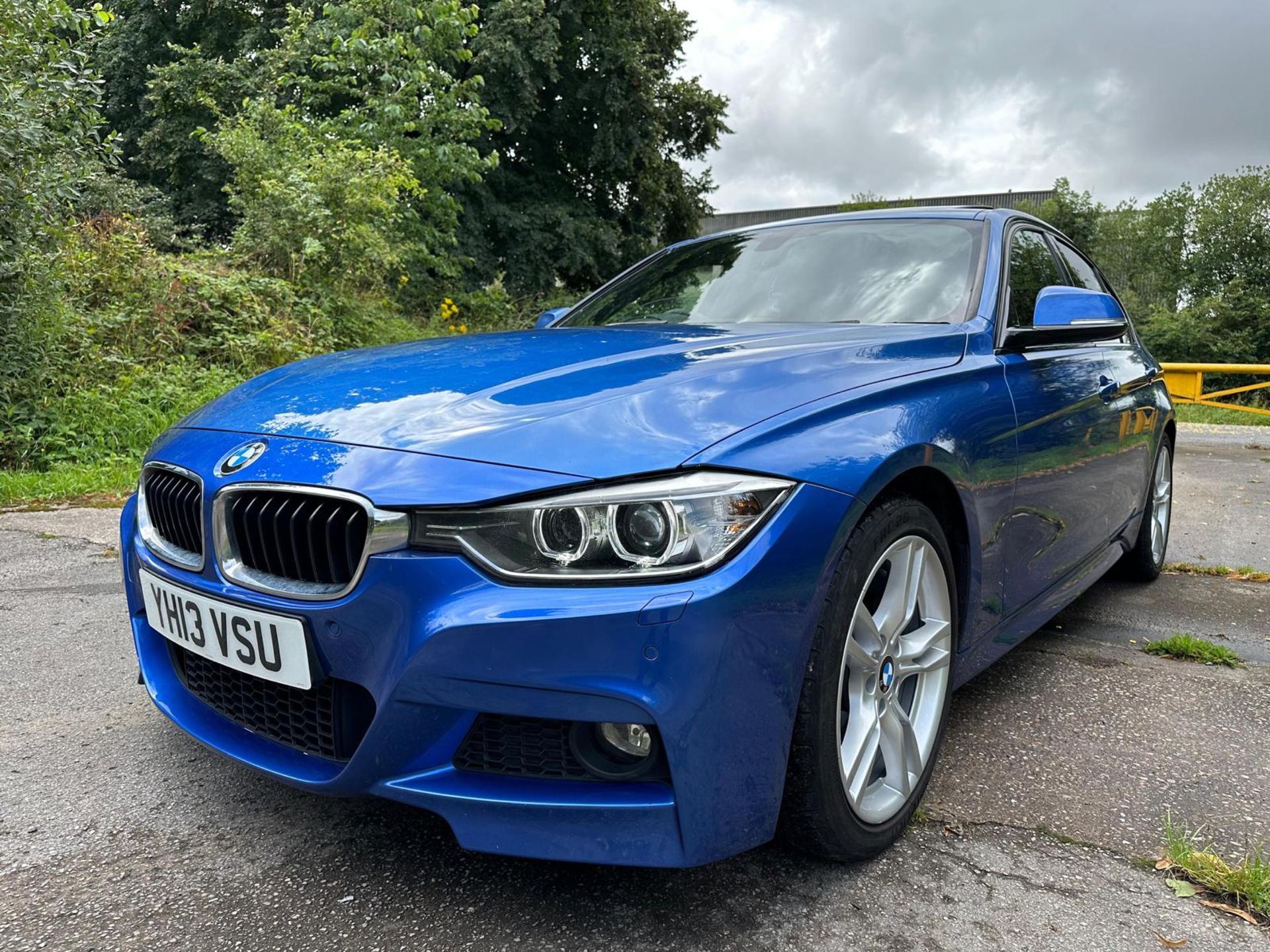 2013 BMW 318D M SPORT BLUE SALOON *NO VAT* - Image 5 of 30