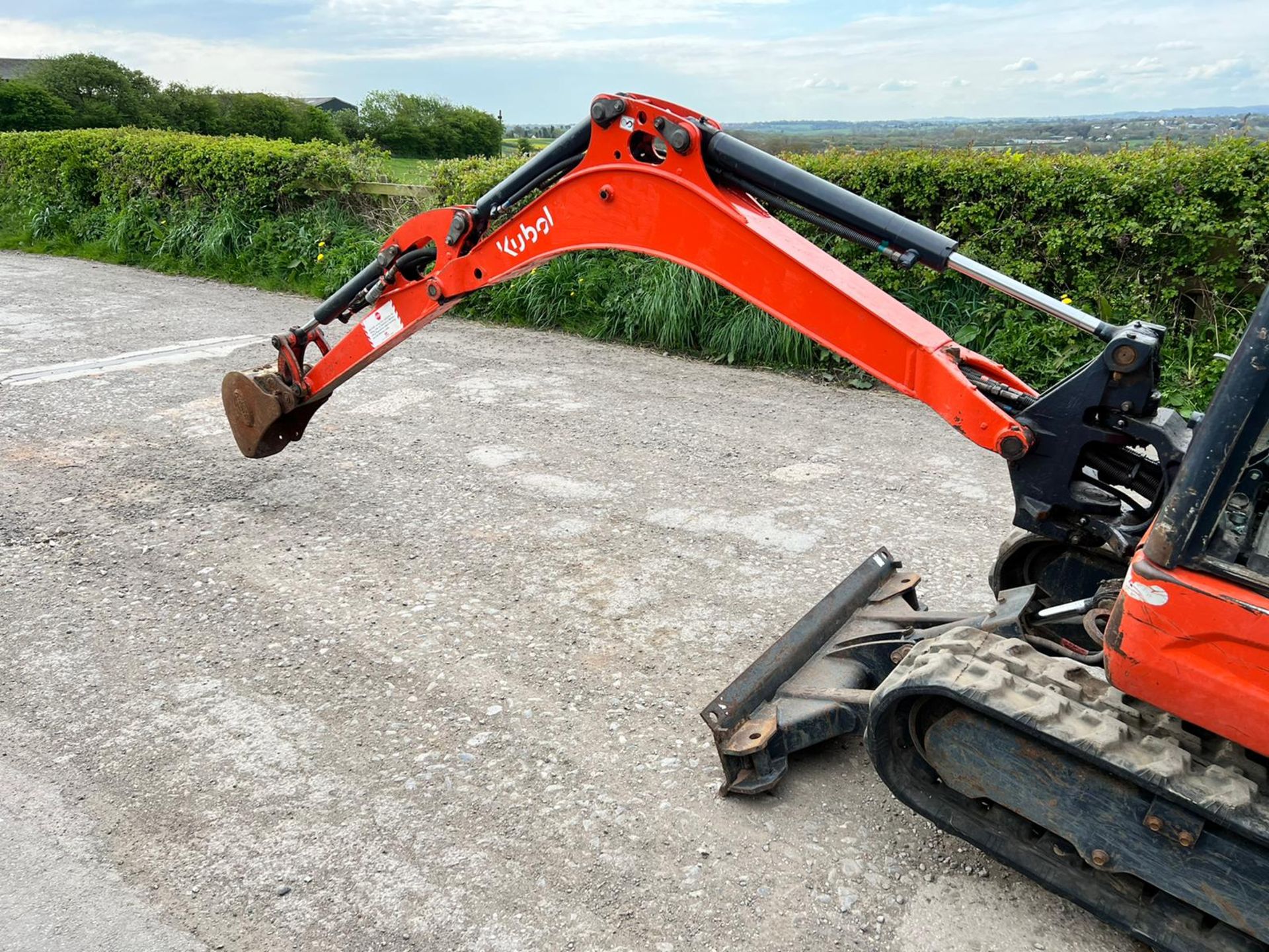 2015 Kubota KX016-4 1.6 Ton Mini Digger, Runs Drives And Digs, Cabbed *PLUS VAT* - Image 9 of 23