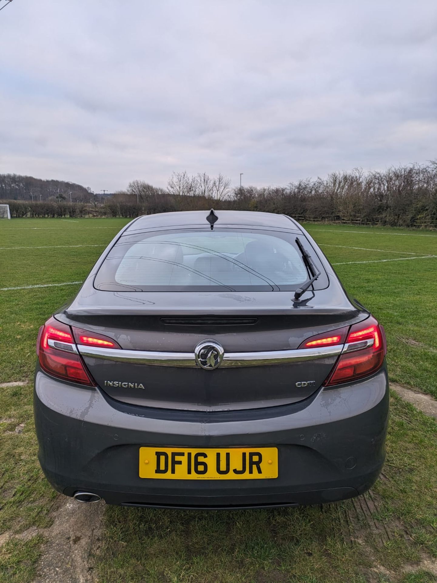 2016 VAUXHALL INSIGNIA ELITE NAV CDTI ECO SS GREY HATCHBACK *NO VAT* - Image 8 of 28