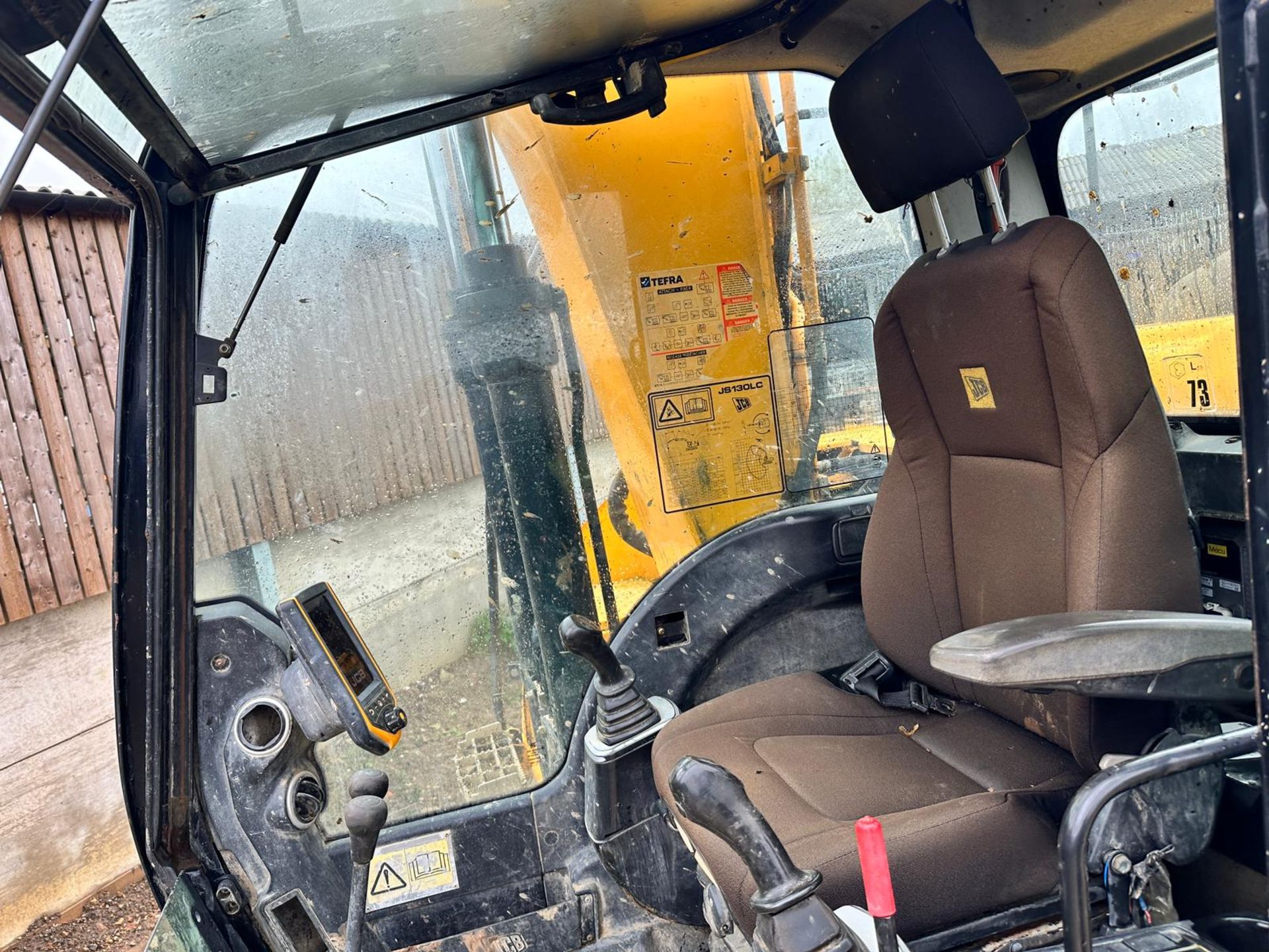 2014 JCB JS130LC T4i EXCAVATOR - 3383 HOURS! *PLUS VAT* - Image 16 of 22