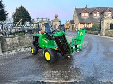 JOHN DEERE 900 4WD 3 GANG CYLINDER MOWER *PLUS VAT*