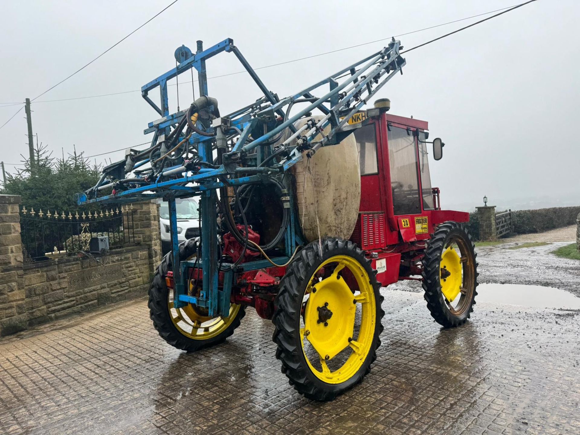 FRAZIER 3D AGRIBUGGY WITH 12 METRE CROP SPRAYER *PLUS VAT* - Image 9 of 17
