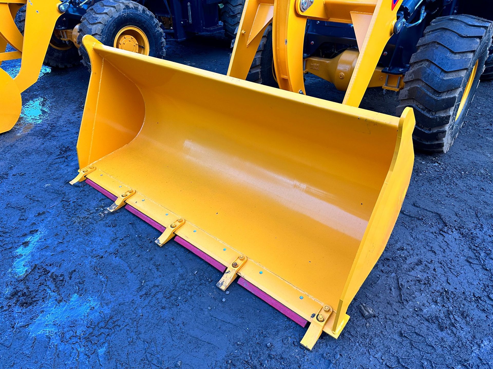 NEW/UNUSED 2023 SCHMELZER 928H LOADING SHOVEL *PLUS VAT* - Image 7 of 25