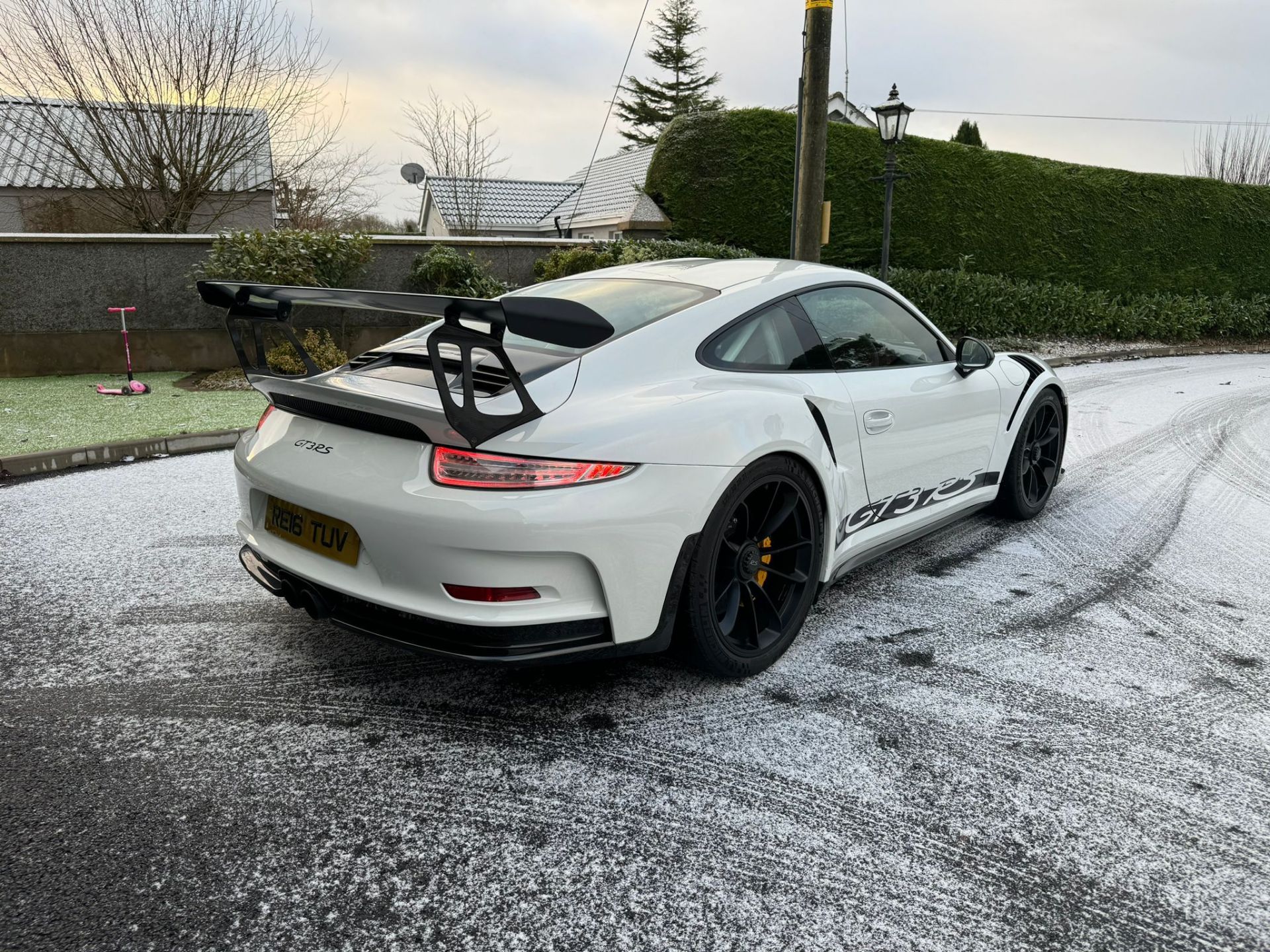 2016 Porsche GT3 RS - Image 8 of 11