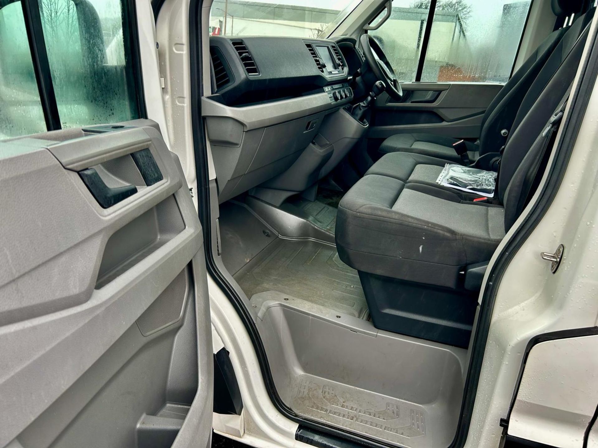 2019 VOLKSWAGEN CRAFTER CR35 TRENDLINE TDI WHITE PANEL VAN, HIGH ROOF *NO VAT* - Image 21 of 21