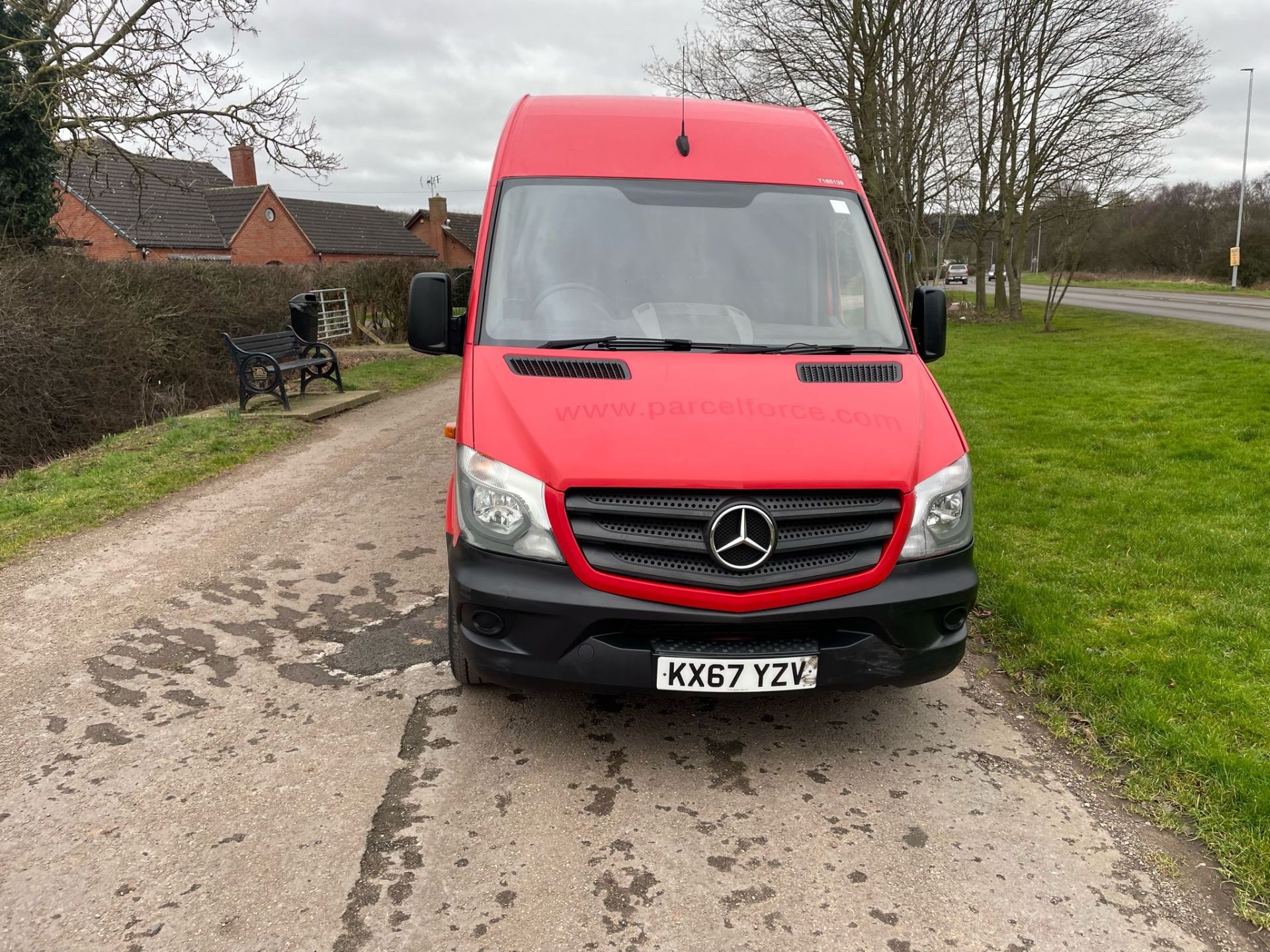 2017/67 REG MERCEDES-BENZ SPRINTER 314 CDI RED PANEL VAN *NO VAT* - Image 2 of 23