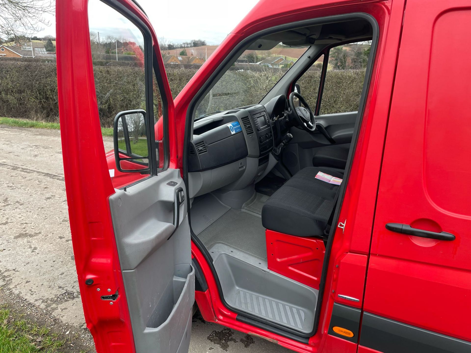 2017/67 REG MERCEDES-BENZ SPRINTER 314 CDI RED PANEL VAN *NO VAT* - Image 21 of 23