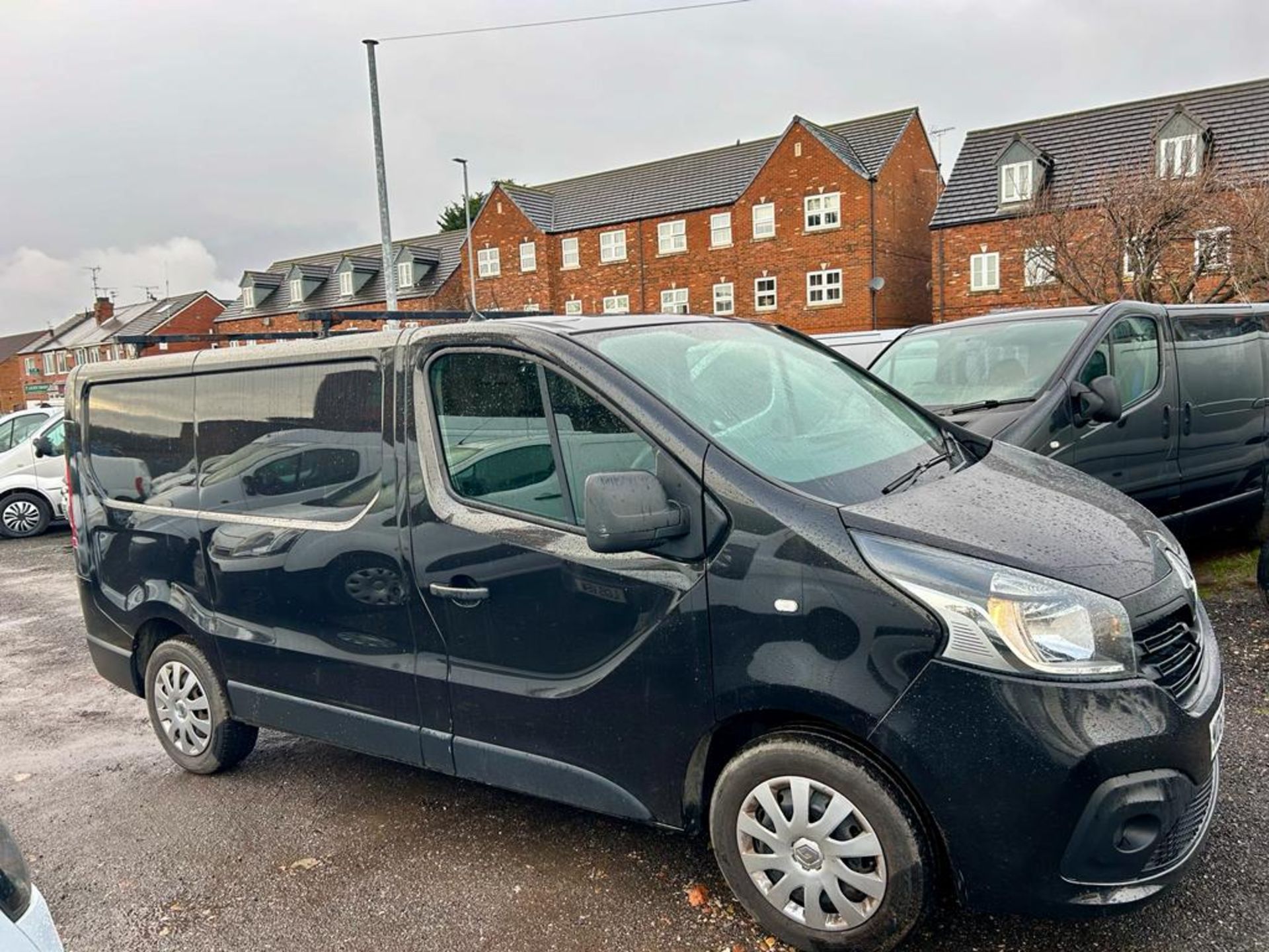 2015/65 REG RENAULT TRAFIC SL27 BUSINESS DCI 1.6 DIESEL BLACK PANEL VAN *NO VAT*