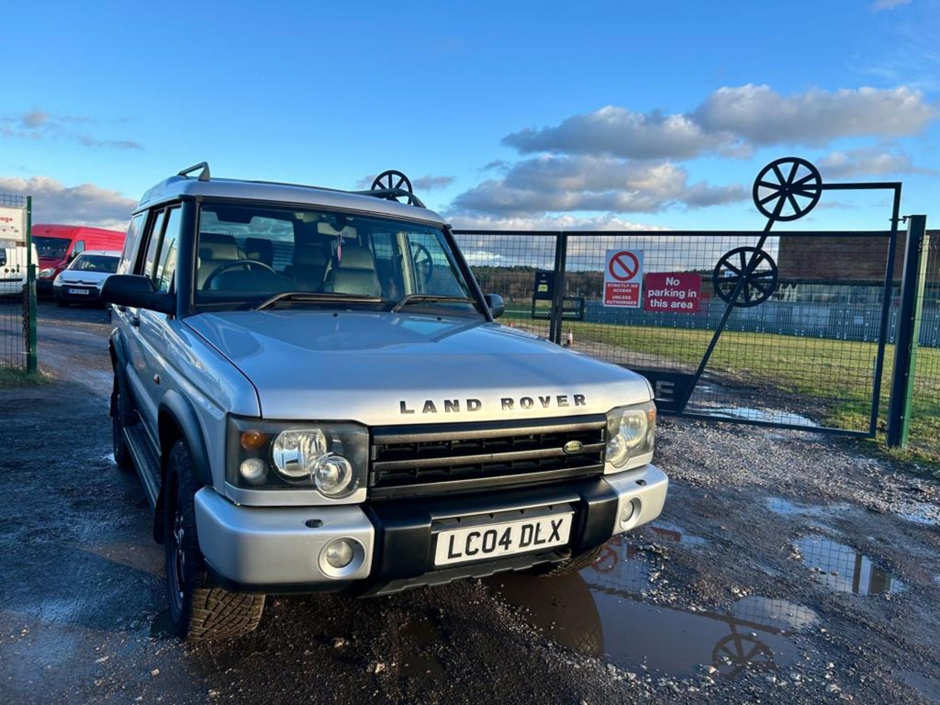 2004 LAND ROVER DISCOVERY LANDMARK TD5 A SILVER SUV ESTATE *NO VAT* - Image 2 of 33