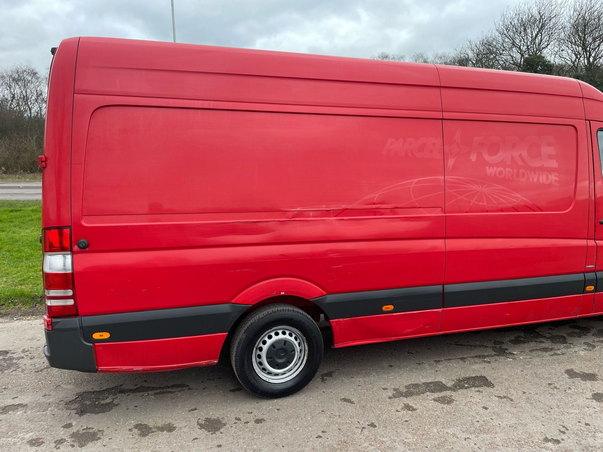 2017/67 REG MERCEDES-BENZ SPRINTER 314 CDI RED PANEL VAN *NO VAT* - Image 13 of 23