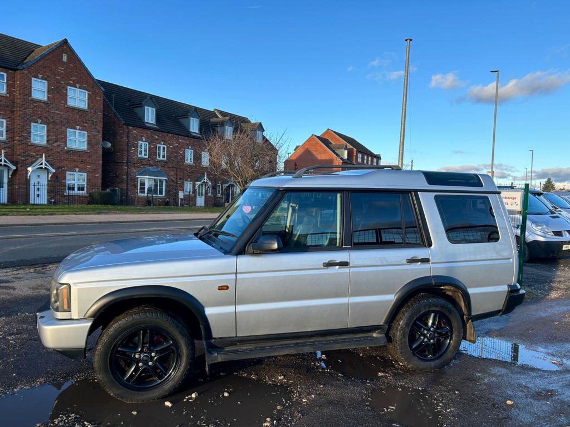2004 LAND ROVER DISCOVERY LANDMARK TD5 A SILVER SUV ESTATE *NO VAT* - Image 4 of 33