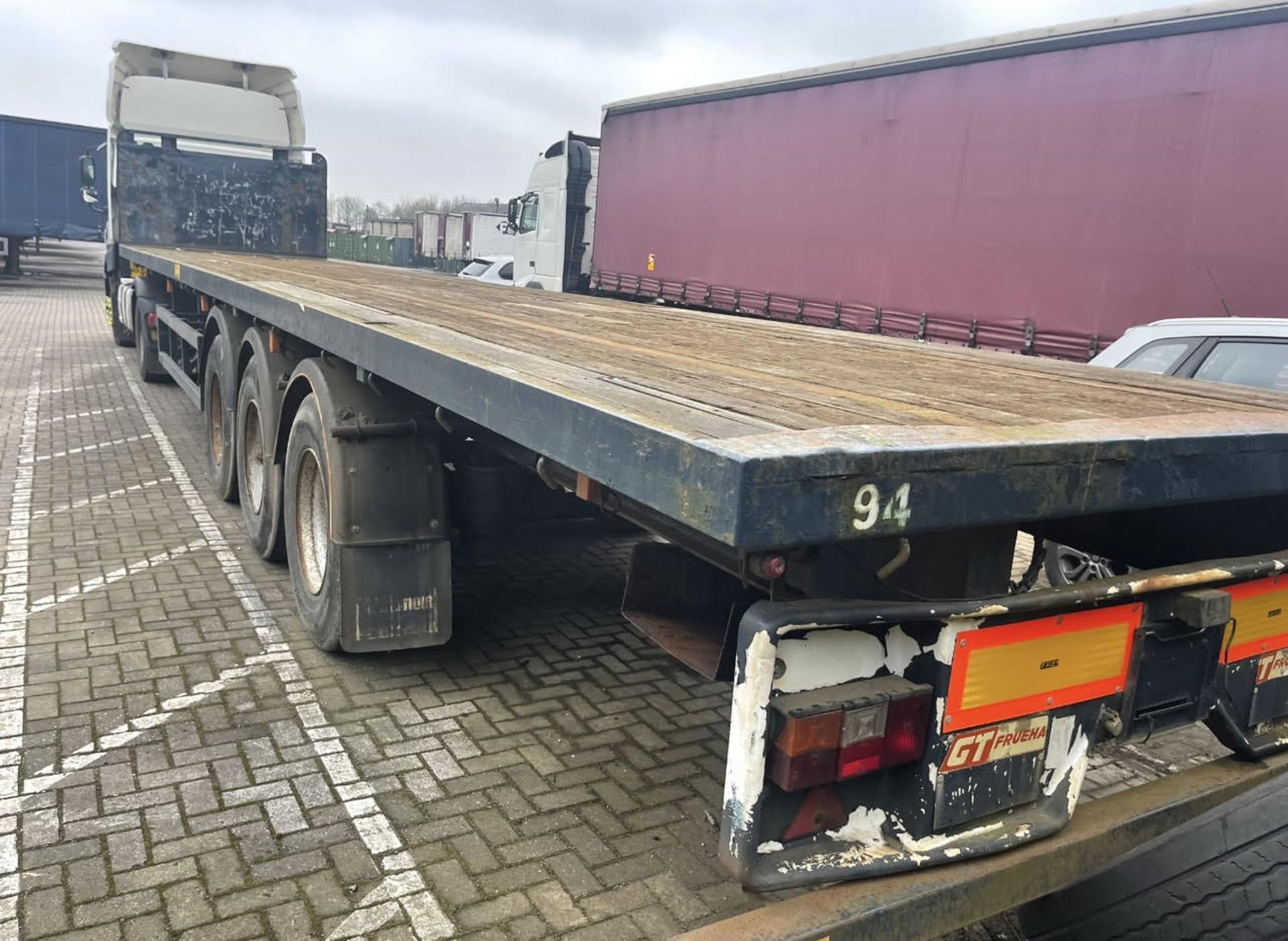 30 TON TRI-AXLE GENERAL TRAILERS FLAT BED *PLUS VAT*