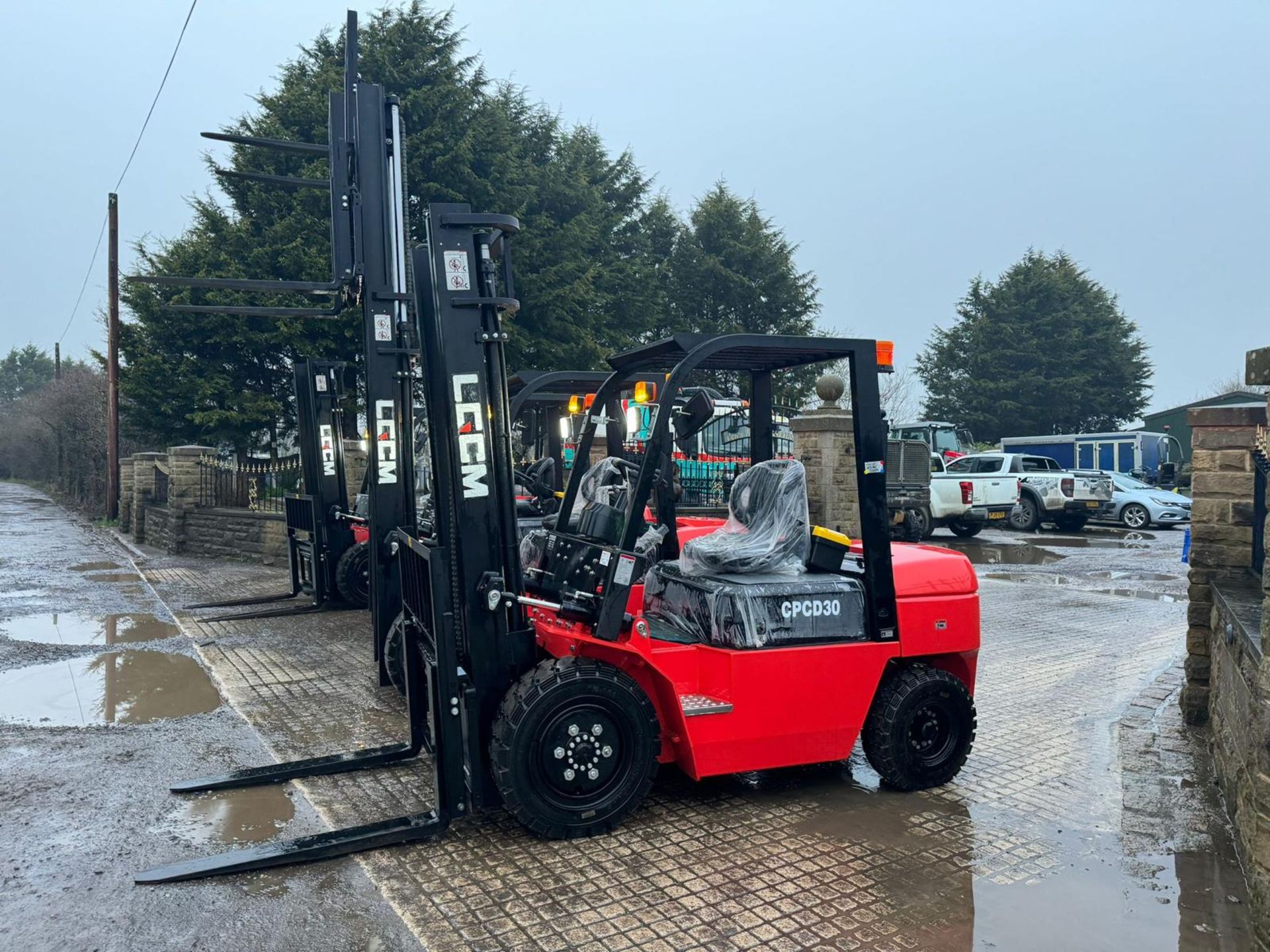 NEW/UNUSED LCCM CPCD30 3 TON DIESEL FORKLIFT *PLUS VAT* - Image 2 of 20