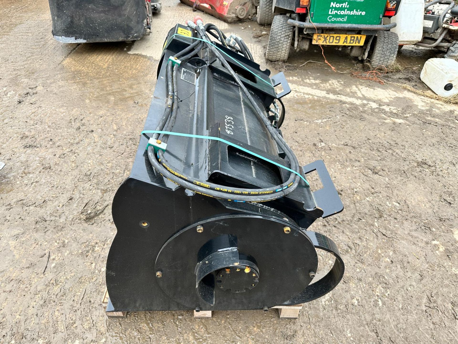 NEW/UNUSED 2023 ROLFI TL250 HYDRAULIC CONCRETE MIXING BUCKET *PLUS VAT* - Image 4 of 17