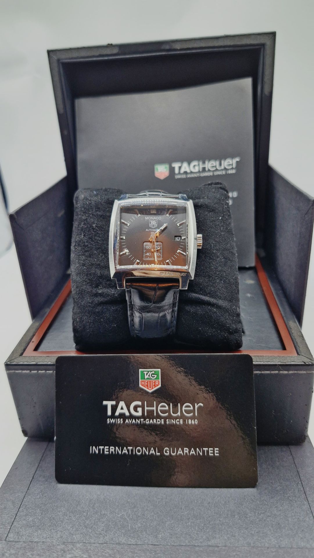 TAG HEUER MONACO CALIBRE AUTOMATIC MENS BLACK WATCH WITH BOX & GUARANTEE CARD NO VAT - Image 10 of 12