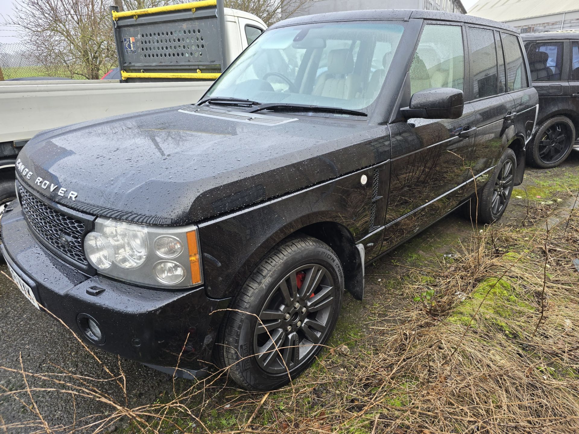 2009/09 REG LAND ROVER RANGE VOGUE SE AUTOMATIC 3.6 TURBOCHARGED DIESEL V8 *NO VAT* - Image 3 of 19