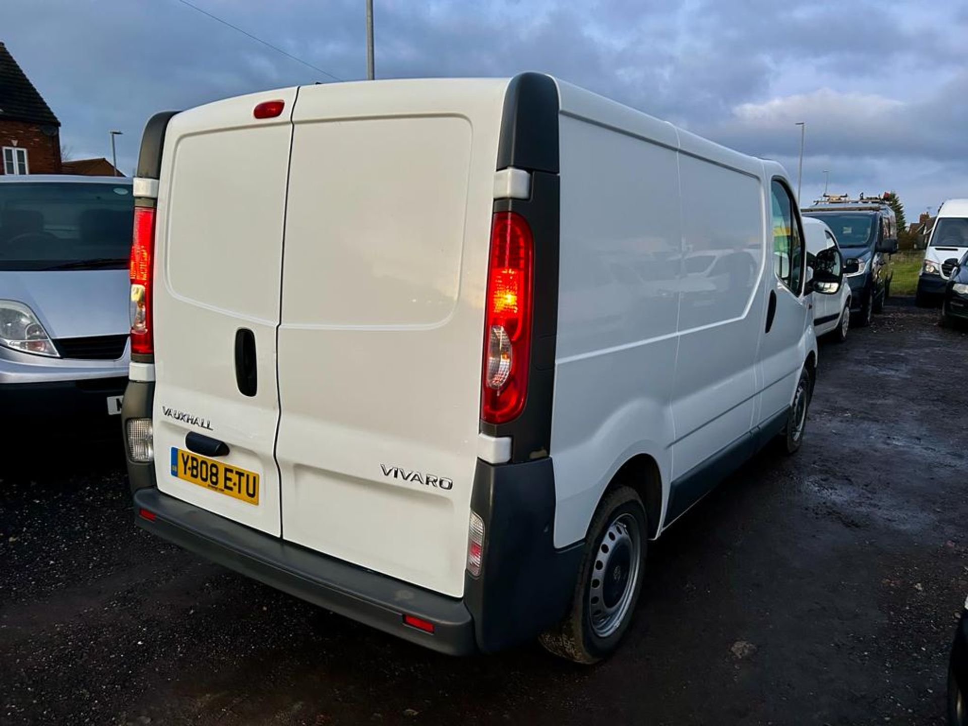 2008 VAUXHALL VIVARO 2700 CDTI SWB WHITE PANEL VAN *NO VAT* - Image 9 of 14