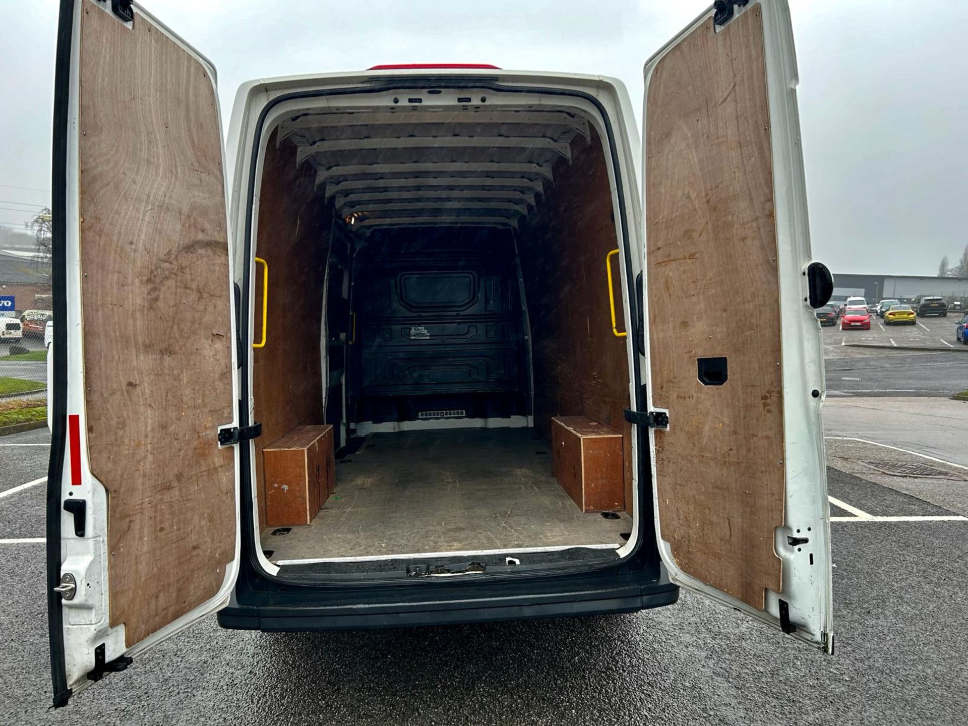 2019 VOLKSWAGEN CRAFTER CR35 TRENDLINE TDI WHITE PANEL VAN, HIGH ROOF *NO VAT* - Image 9 of 21