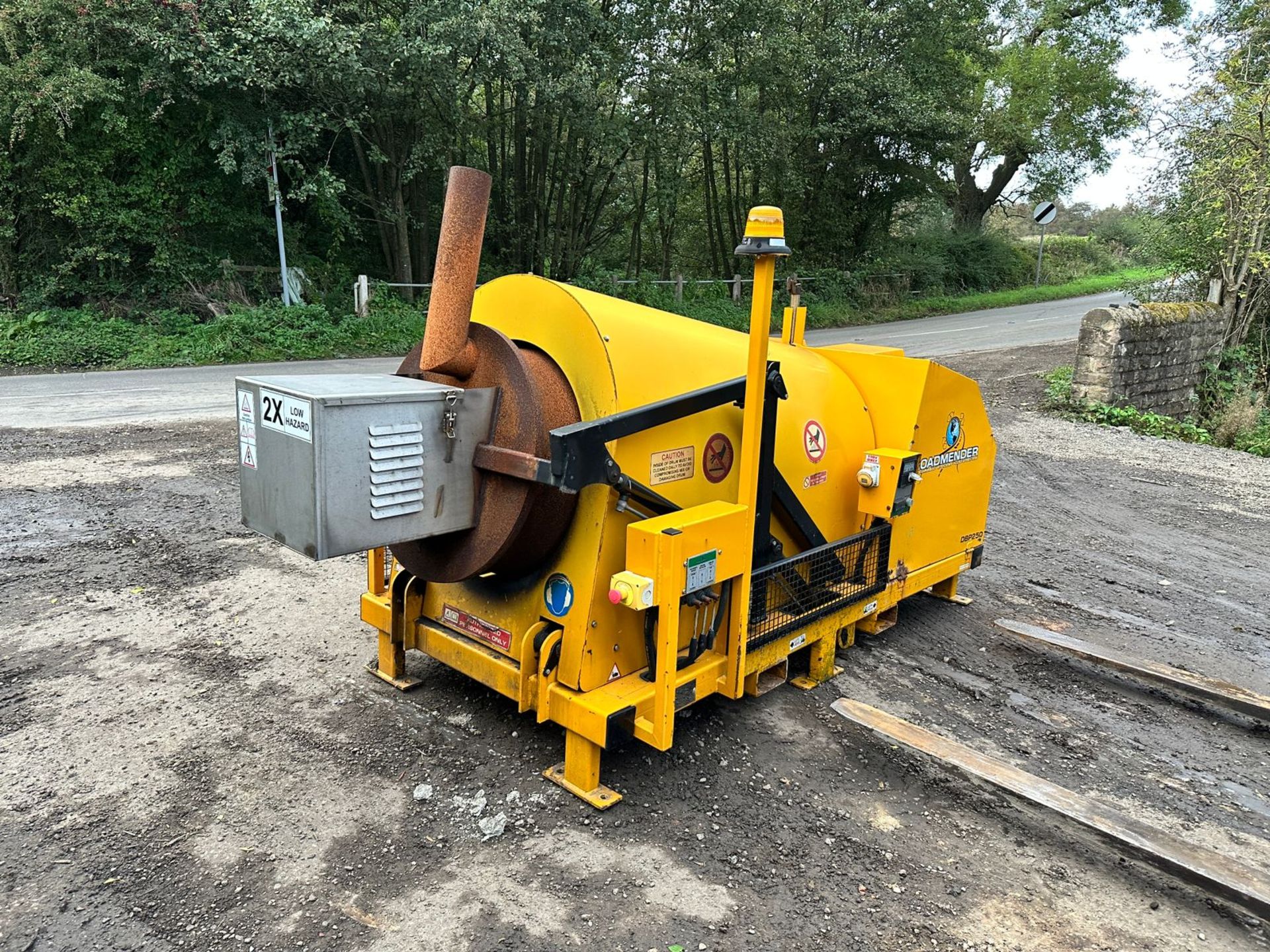 2017 ROADMENDER DBP250 MODEL 4 RECYCLING TARMAC (HOTBOX) MACHINE *PLUS VAT* - Image 4 of 14