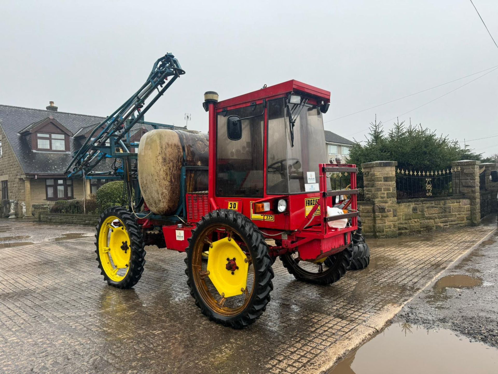 FRAZIER 3D AGRIBUGGY WITH 12 METRE CROP SPRAYER *PLUS VAT*