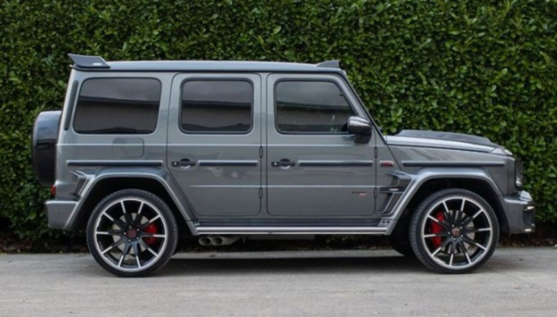 MERCEDES G63 BRABUS WIDE-STAR 800 STYLING GREY WITH BLACK LEATHER INTERIOR - Image 5 of 27