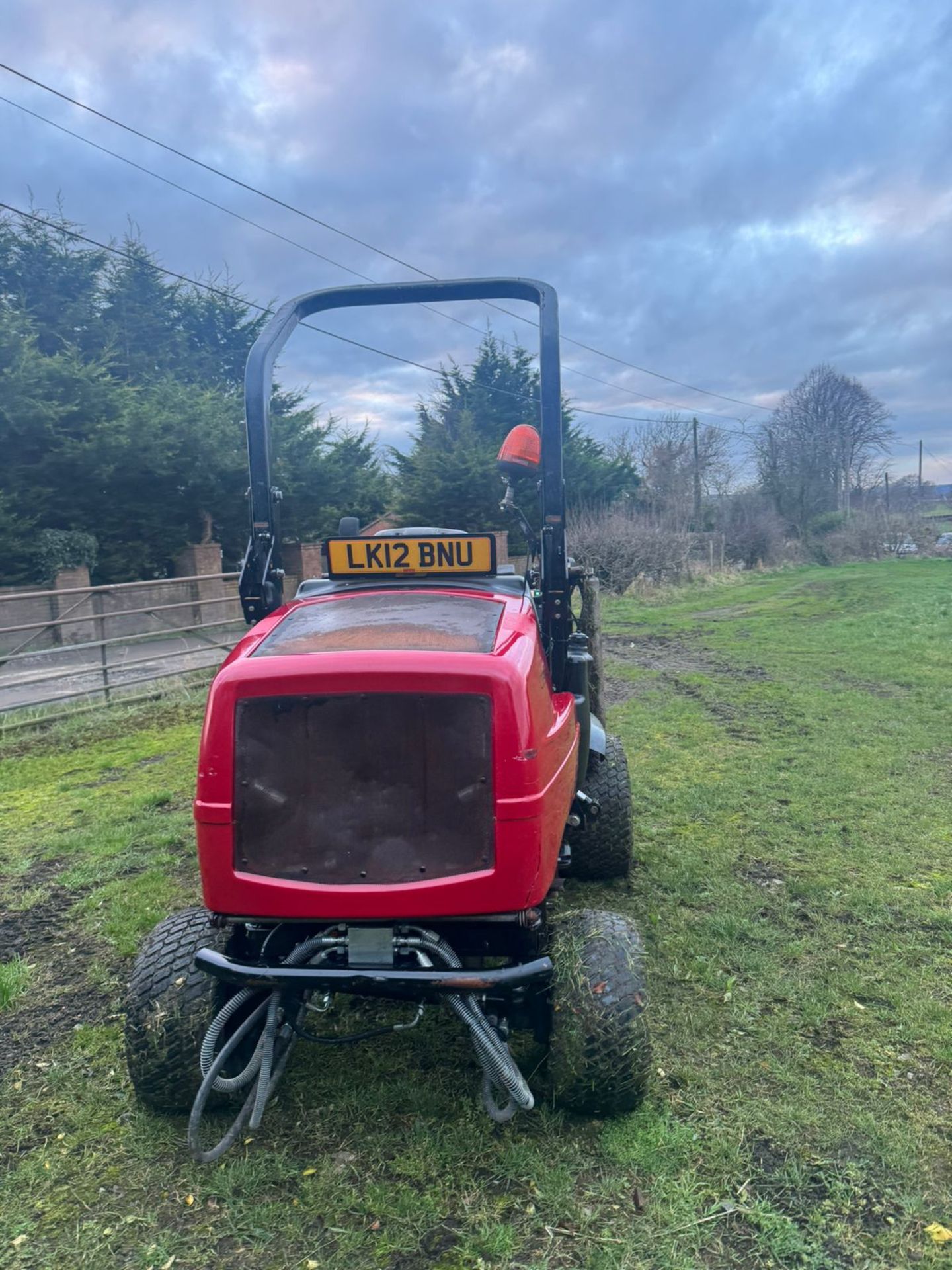 2012 Toro LT3340 Ride On Cylinder Mower *PLUS VAT* - Image 7 of 15