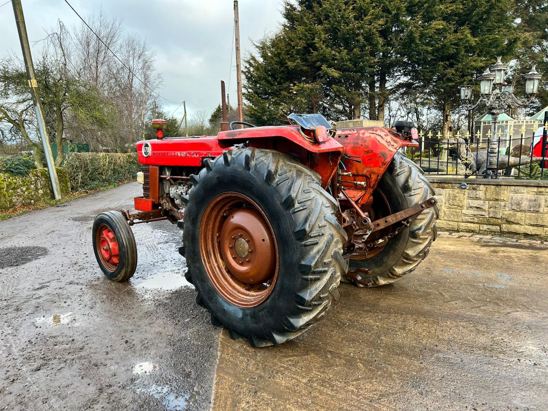 MASSEY FERGUSON 178 73hp, RUNS AND DRIVES, ROAD REGISTERED, 3 POINT LINKAGE *PLUS VAT* - Image 4 of 14