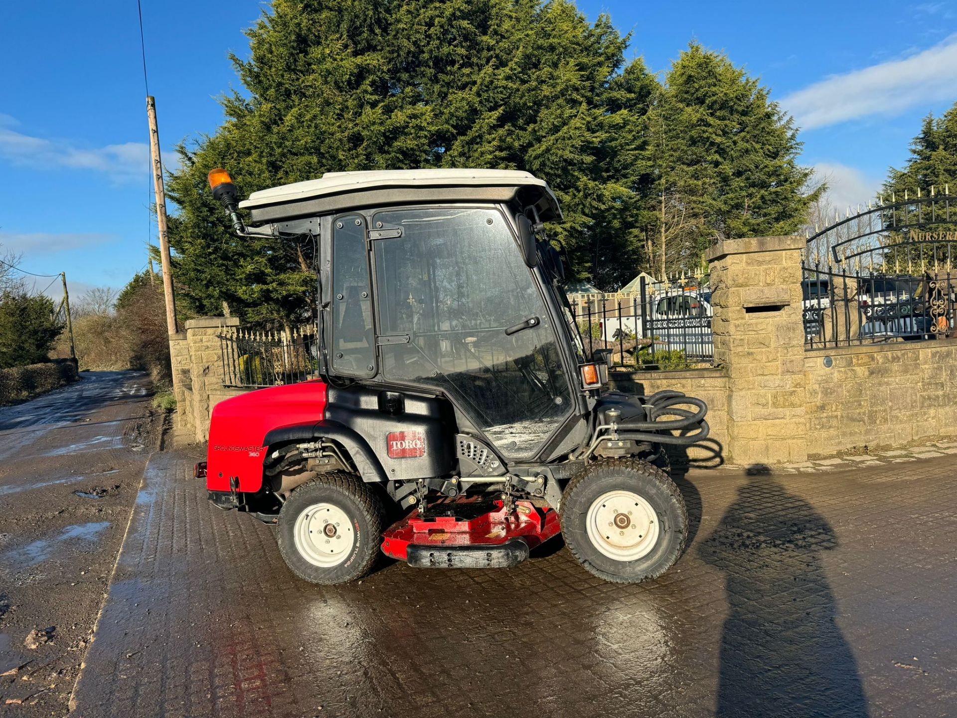 2016 Toro Groundmaster 360 Quad Steer Rotary Ride on Lawn Mower Bank Mower *PLUS VAT* - Image 2 of 17