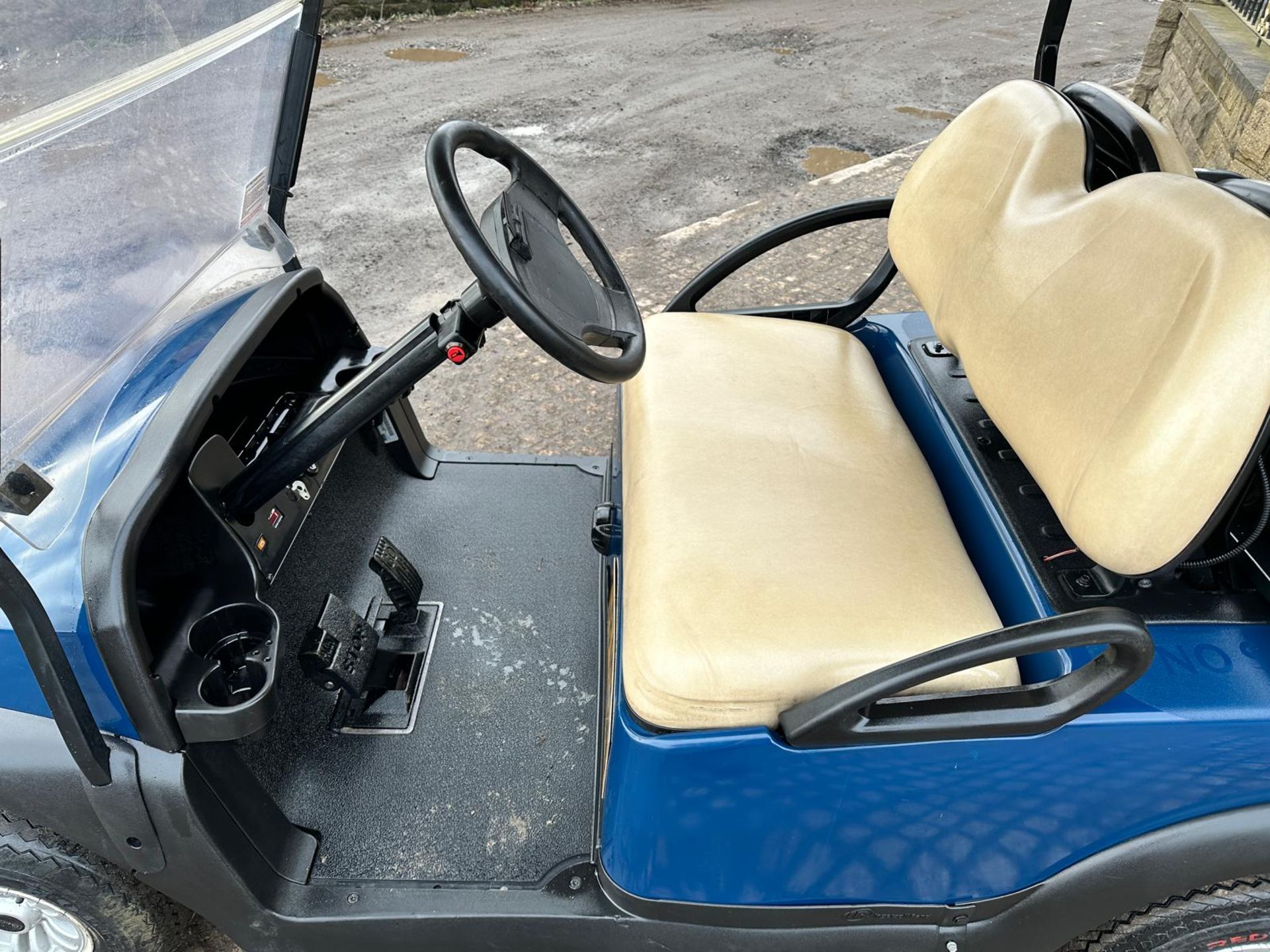 2016 CLUB CAR ELECTRIC GOLF BUGGY 4 SEATER *PLUS VAT* - Image 7 of 11