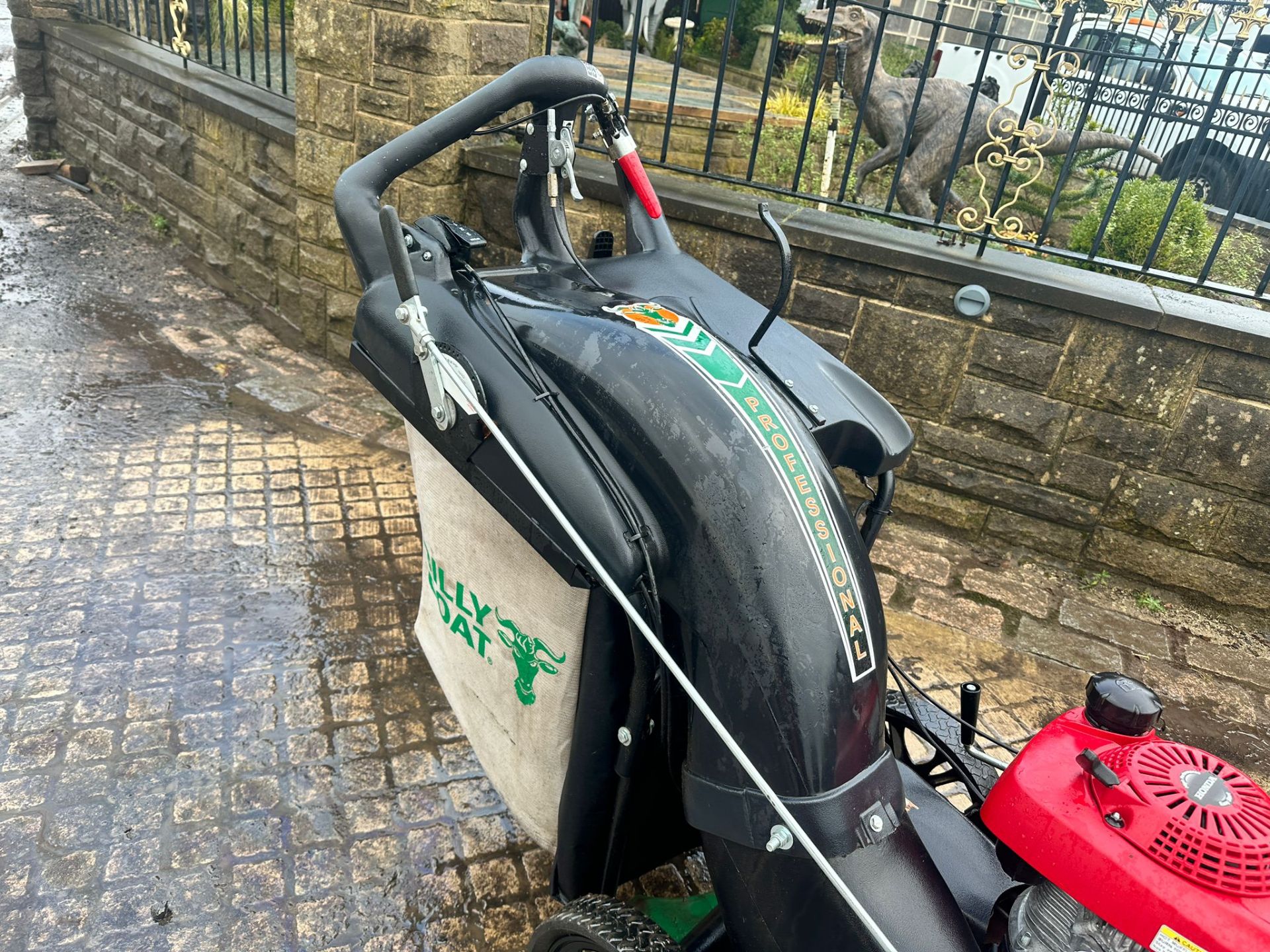 2019 BILLY GOAT MV650SPH 29Ó SELF PROPELLED GARDEN VACCUM COLLECTOR WITH WANDER WAND *PLUS VAT* - Image 11 of 17