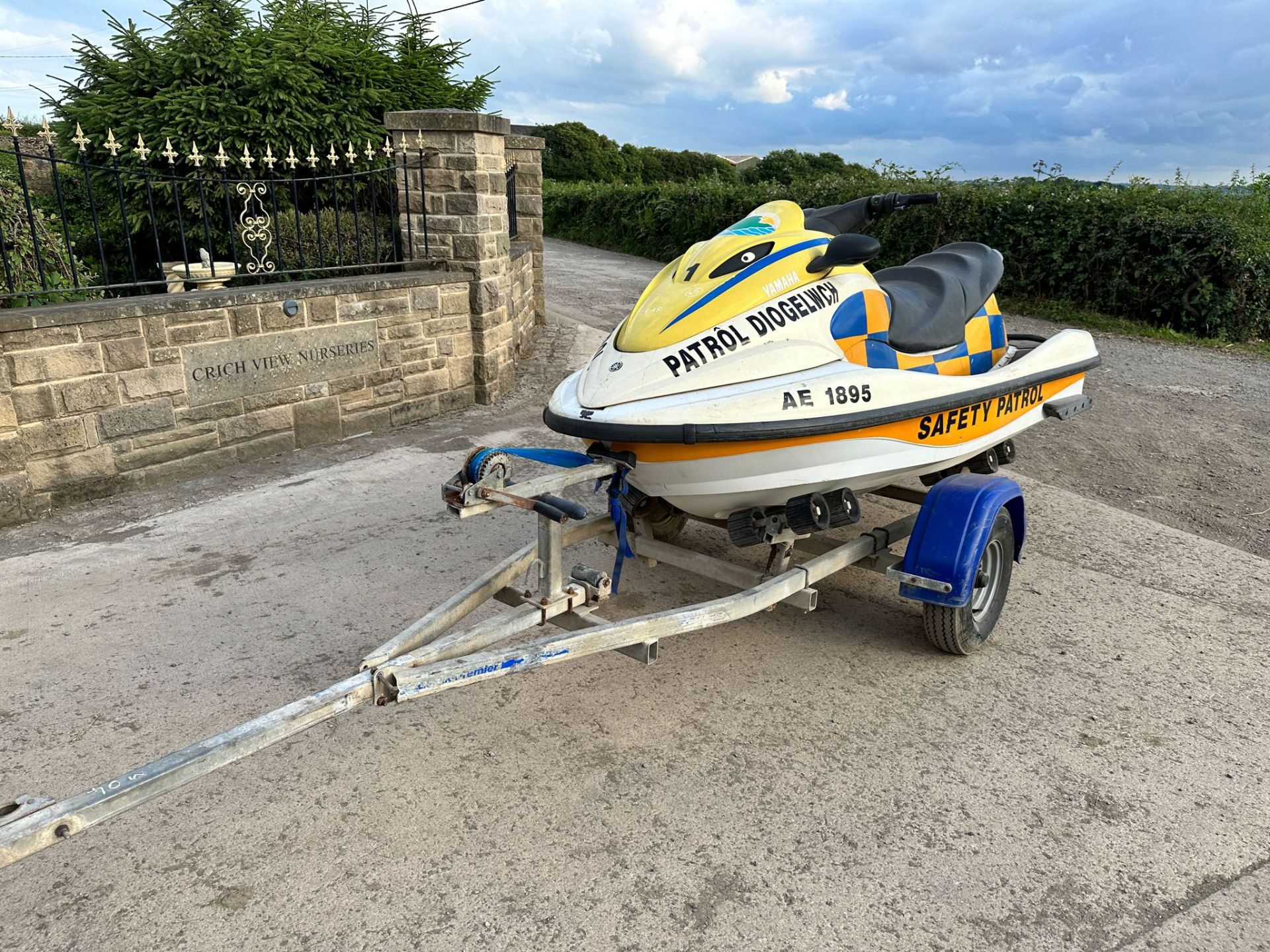 YAMAHA XA800A-B 800CC JET SKI WITH SINGLE AXLE TRAILER *PLUS VAT* - Image 5 of 21