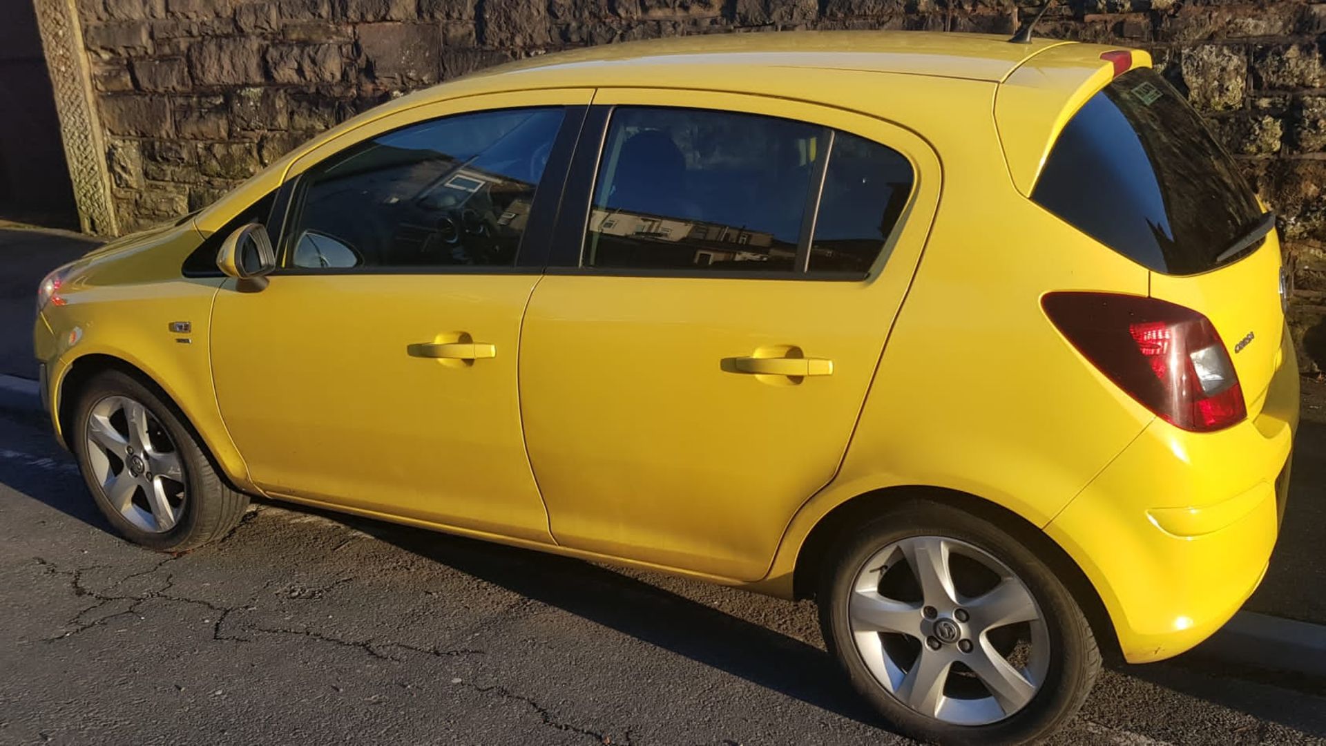 2013 VAUXHALL CORSA SXI AC YELLOW HATCHBACK - NON RUNNER *NO VAT* - Image 2 of 10