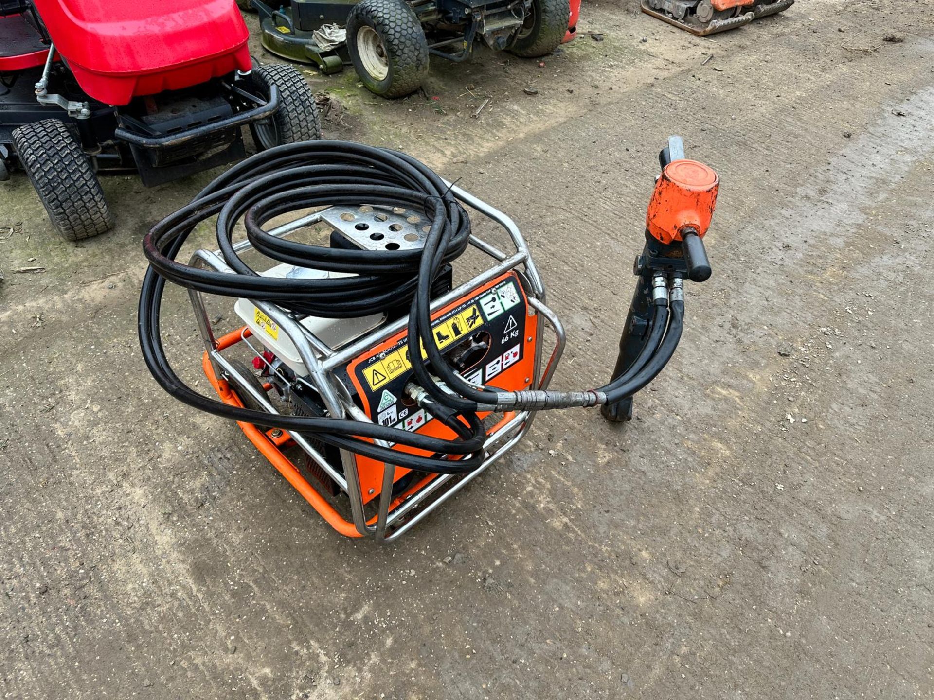 2018 JCB BEAVER HYDRAULIC POWER PACK WITH HOSES AND BREAKER *NO VAT* - Image 3 of 11